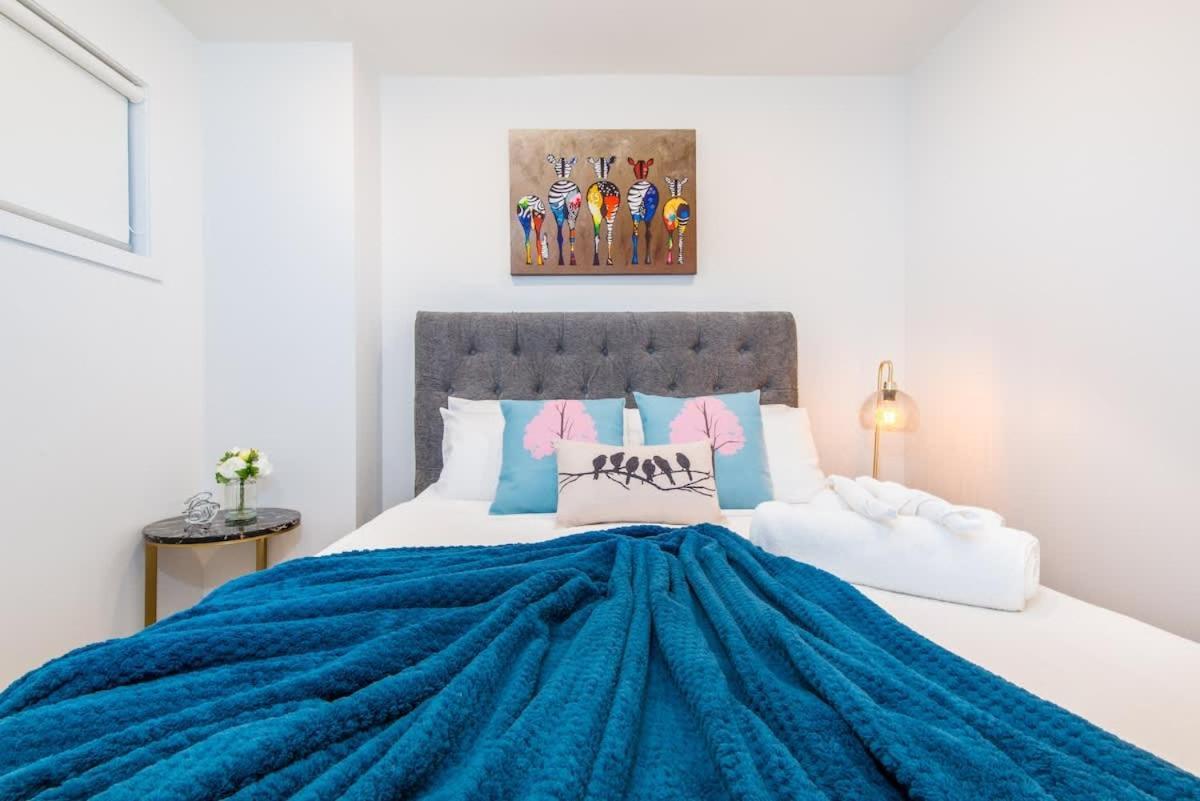 Stylish Comfy With Swimming Pool Apartment