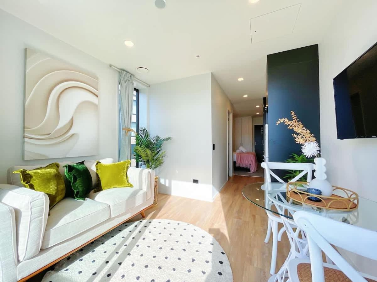 Apartment Graceful Comfy Nearby Skytower & Queen St *