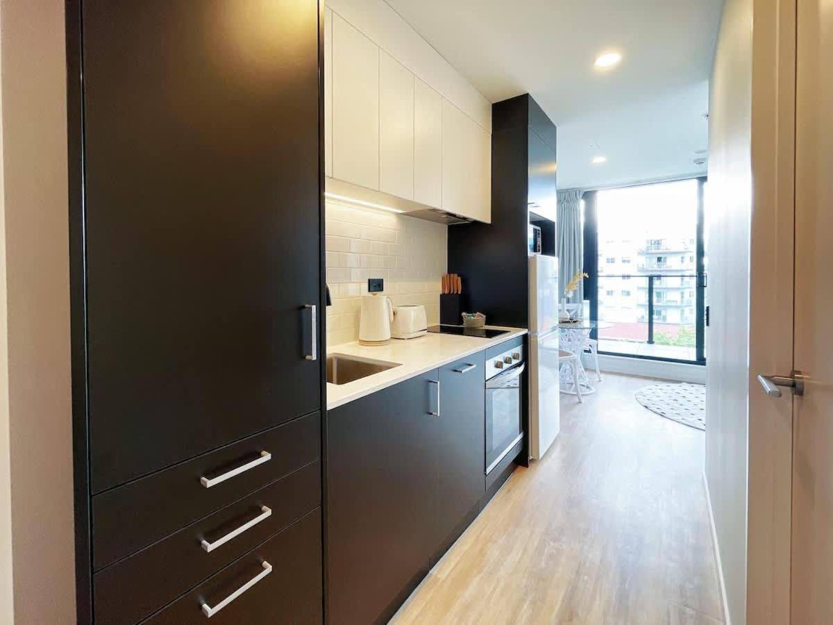 Graceful Comfy Nearby Skytower & Queen St Auckland