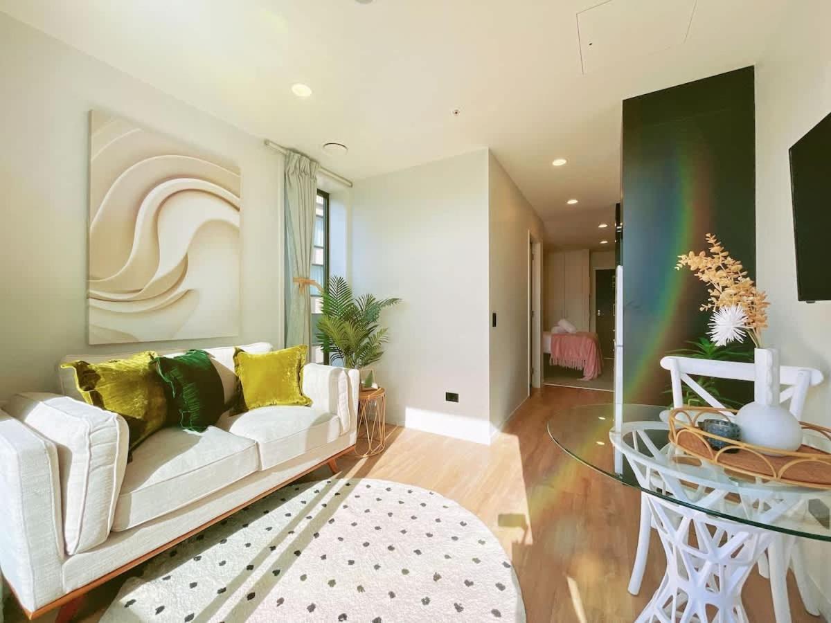 Apartment Graceful Comfy Nearby Skytower & Queen St
