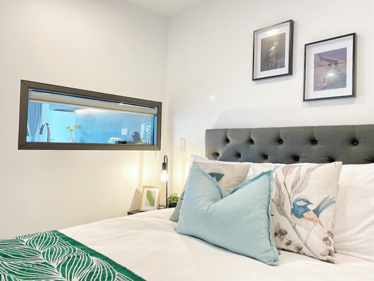 Apartment Incredible Park & Skytower View - Free Parking & Ac