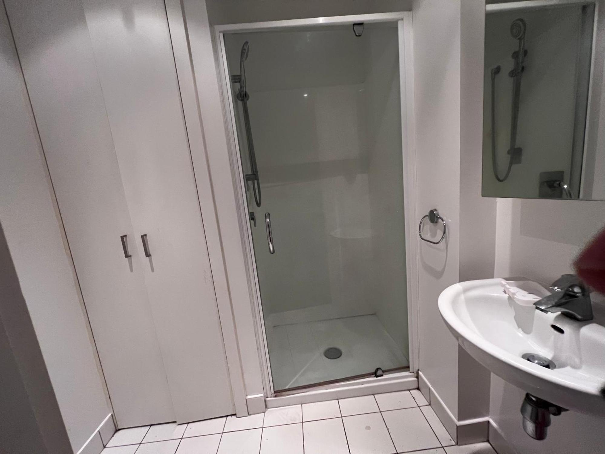 Apartment Aura D1404 Two Bedroom1 Living Wifi ,balcony, Harbor View, Easy Parking