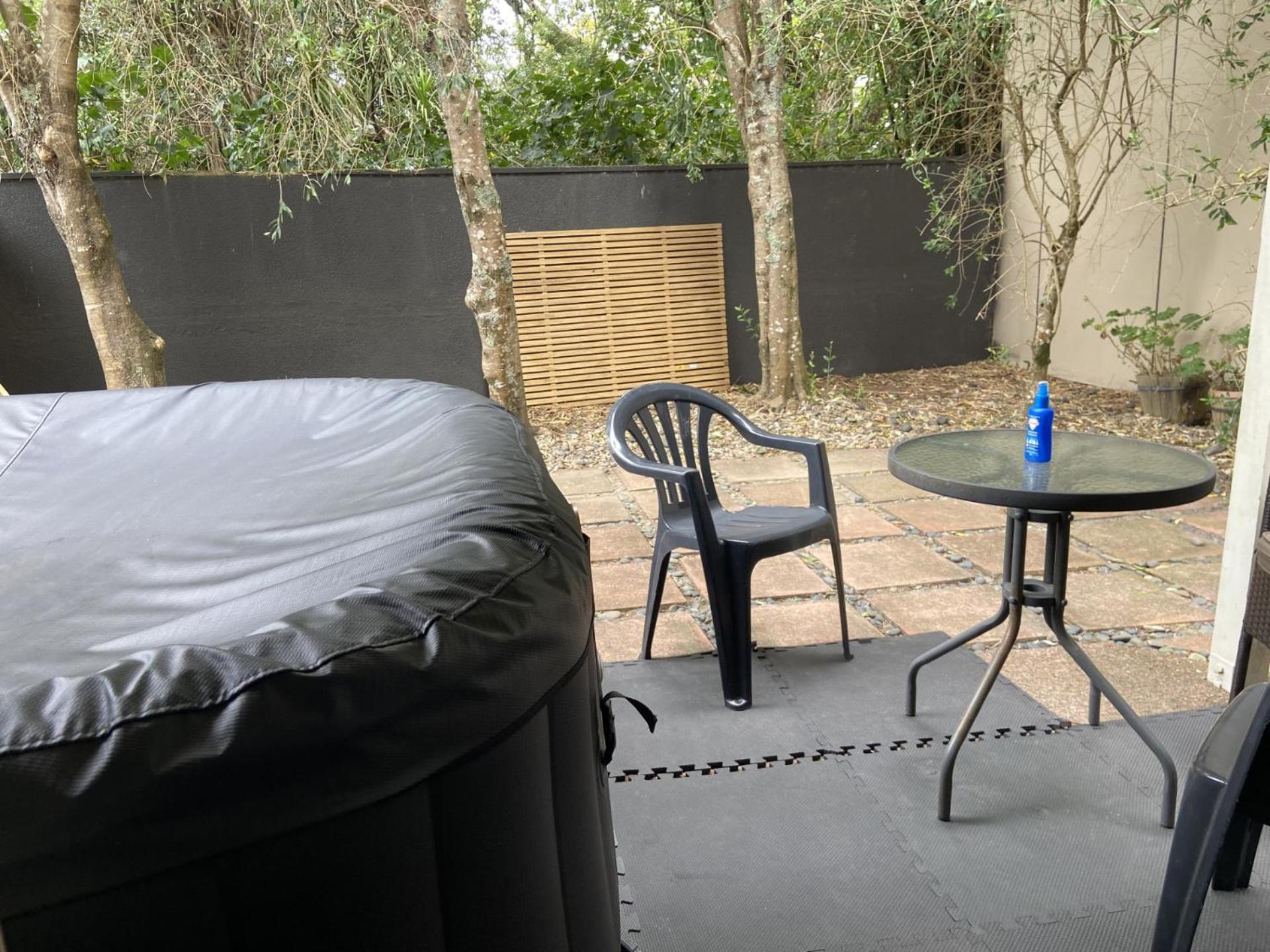 Close Motorway,free Breakfast,lovely Hot Spa,private, Apartment
