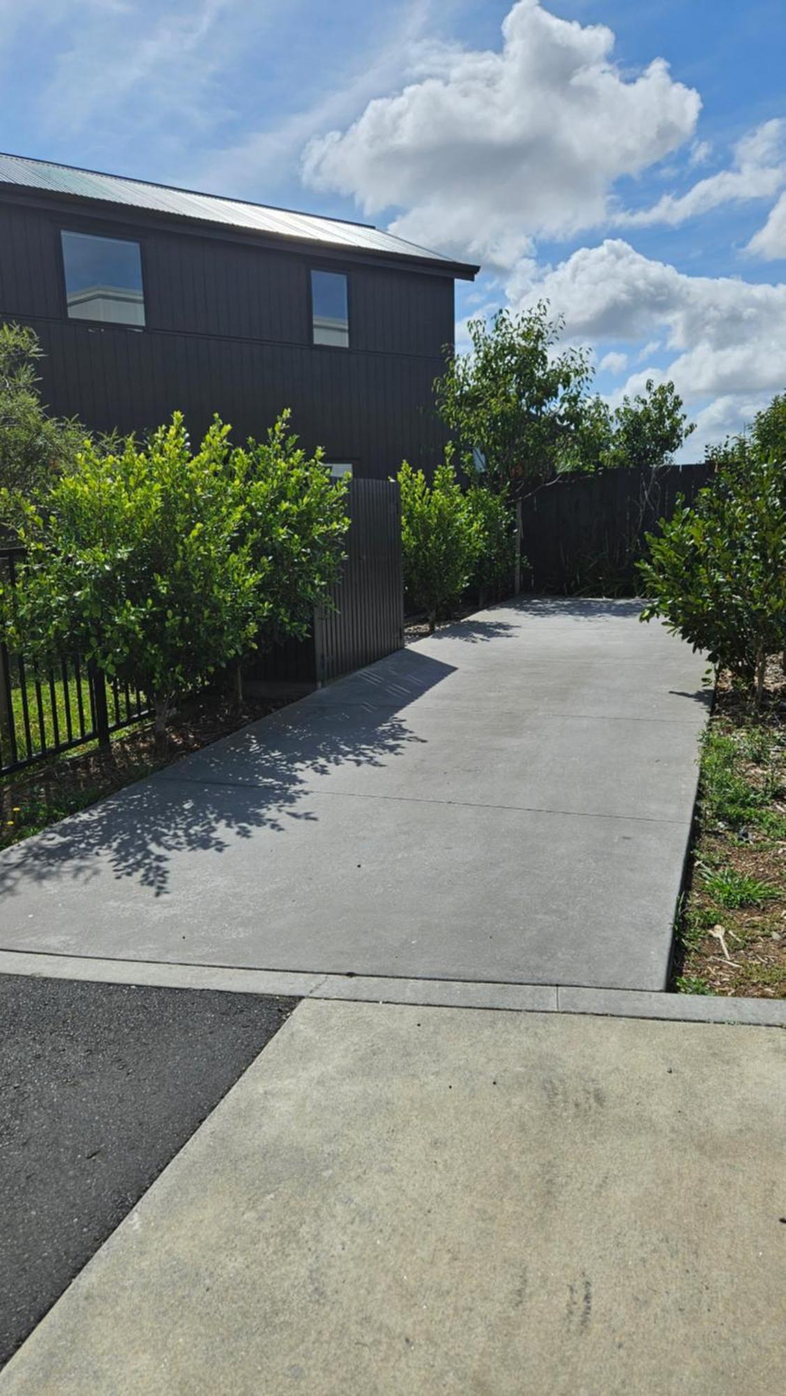 Holiday home Akl Air Port 6 Km, Free Car Park, Spacious & Bright