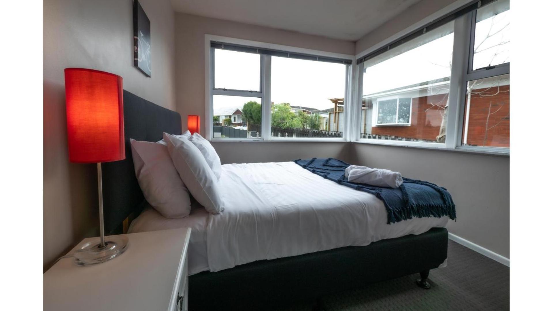 3-bedroom 2-bathroom Bright & Sunny Family Holiday home *