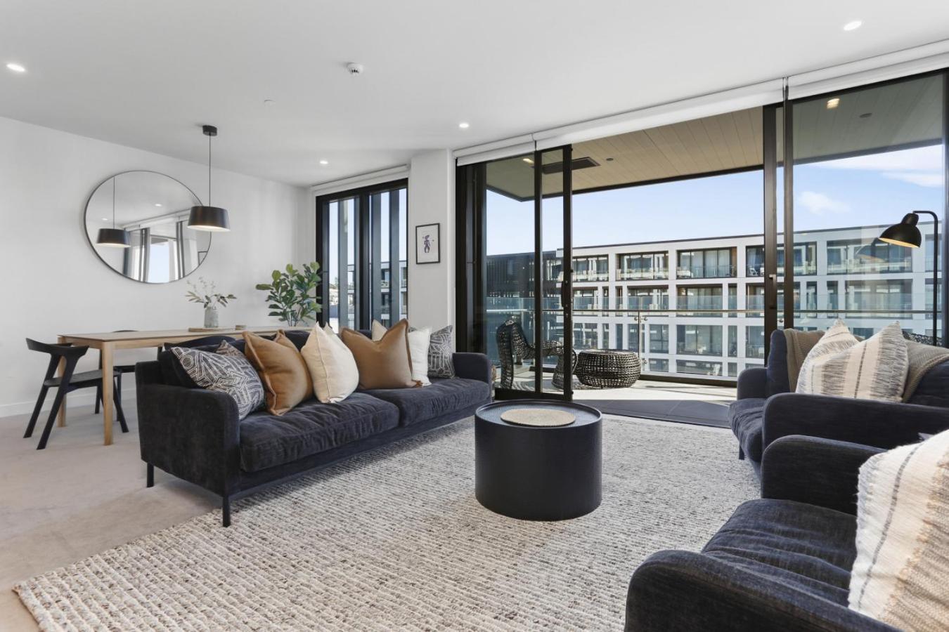 Luxury Living In Wynyard Quarter *
