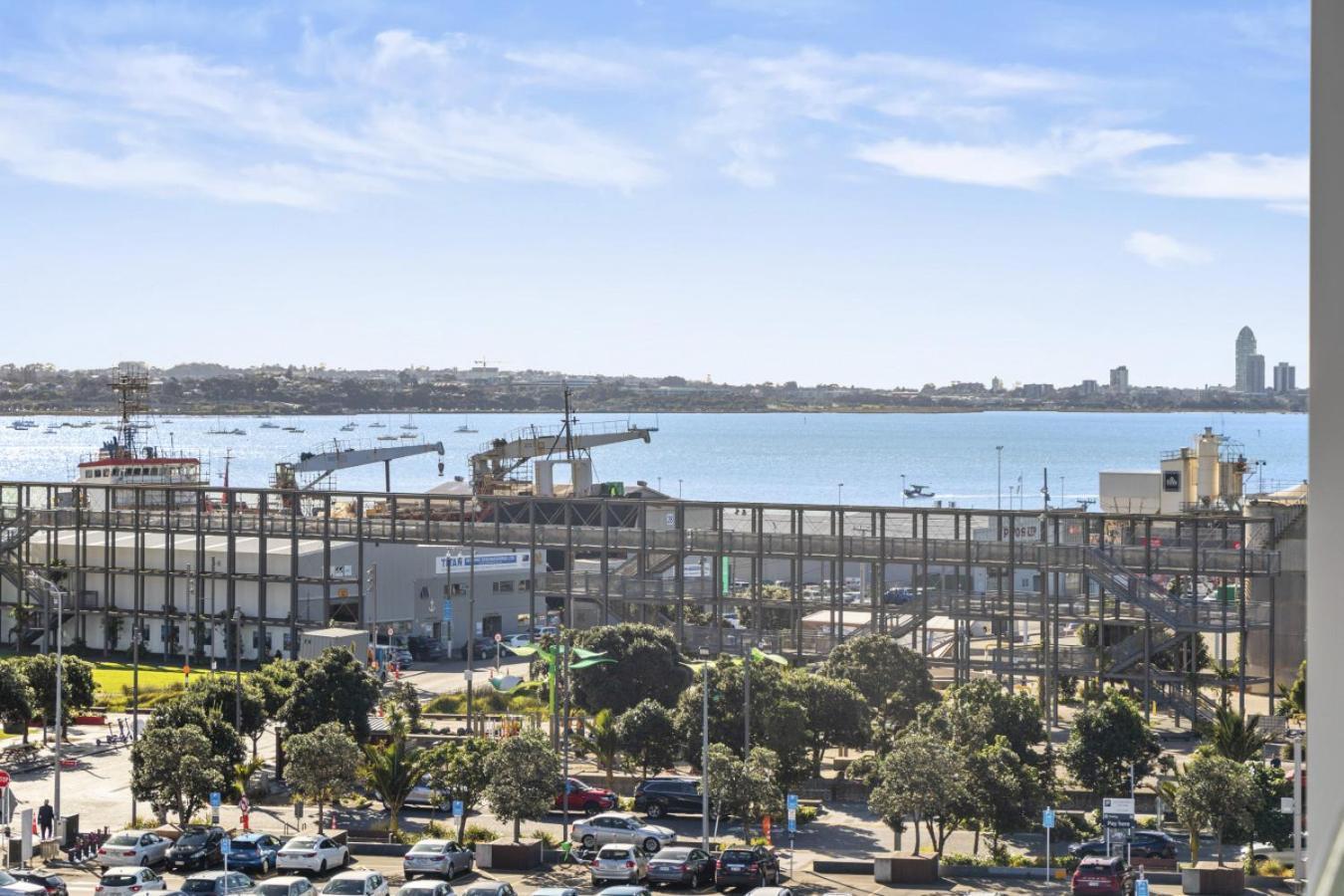 Luxury Living In Wynyard Quarter
