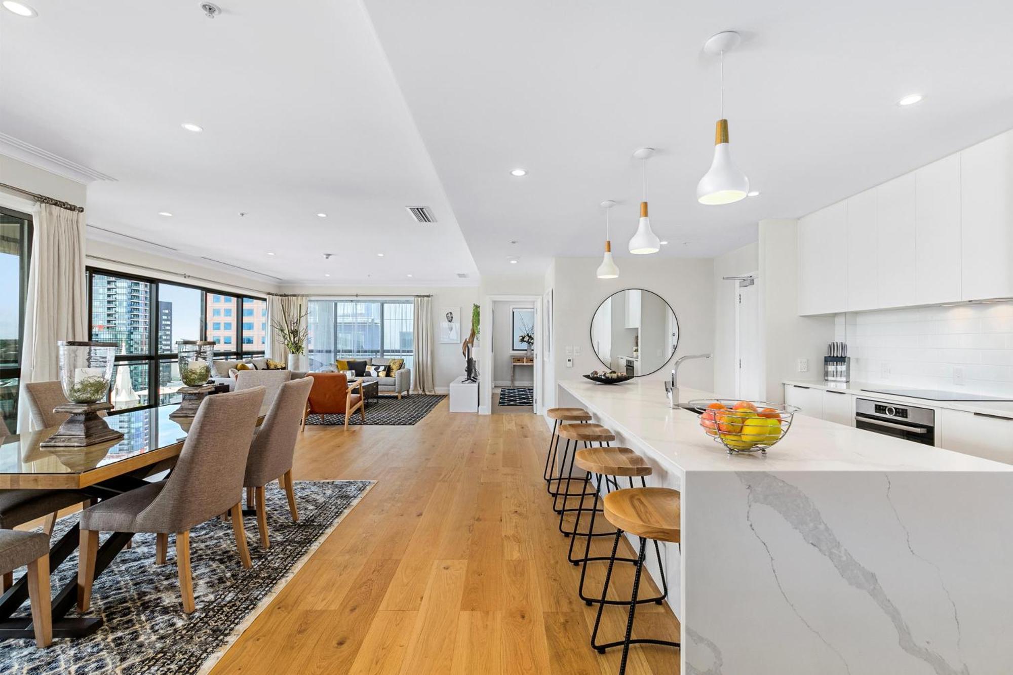 Heritage Penthouse In Cbd
