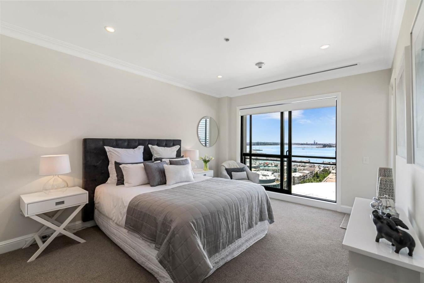 Heritage Penthouse In Cbd *