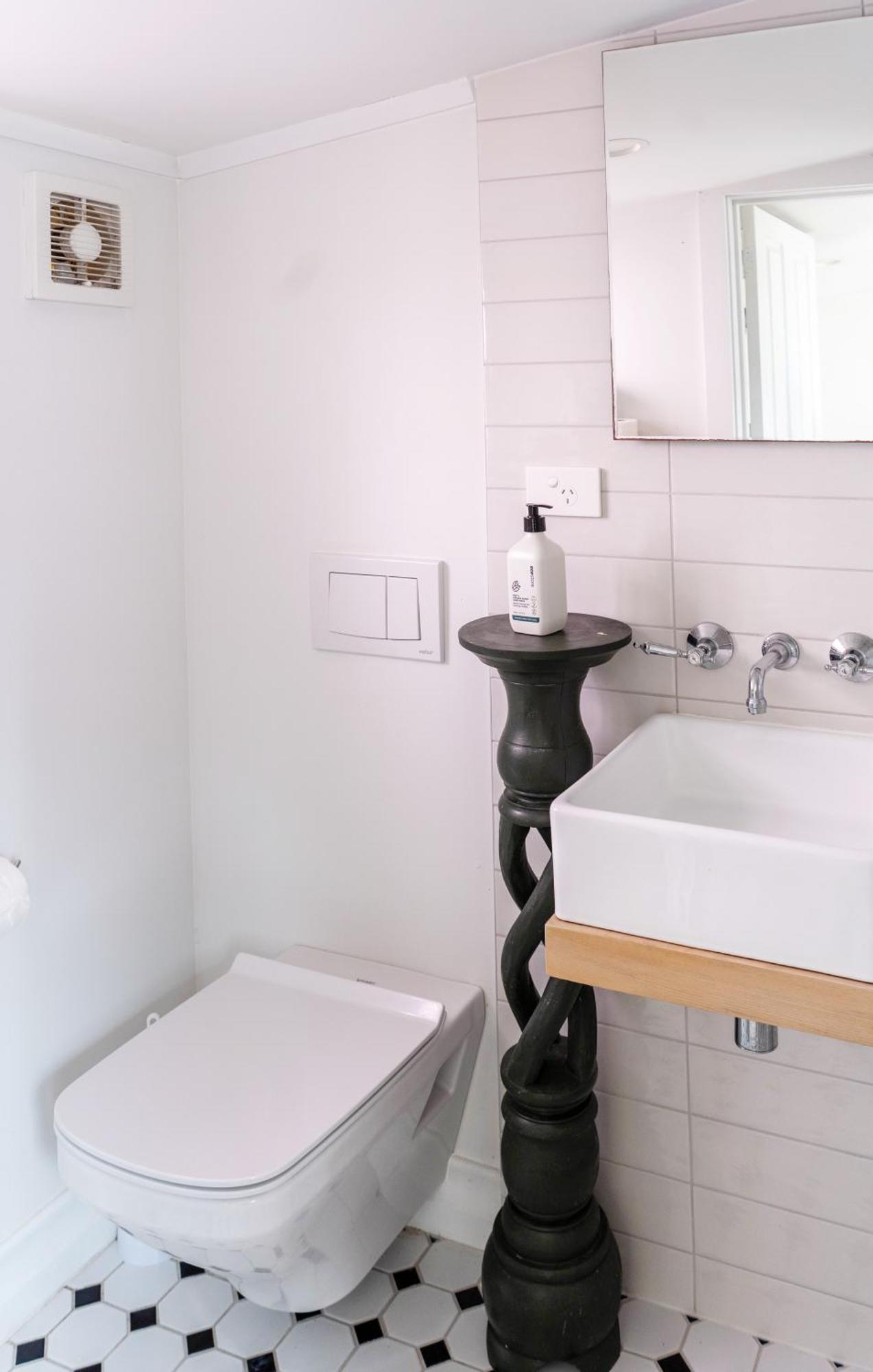 Cosy And Private In Onehunga Apartment *