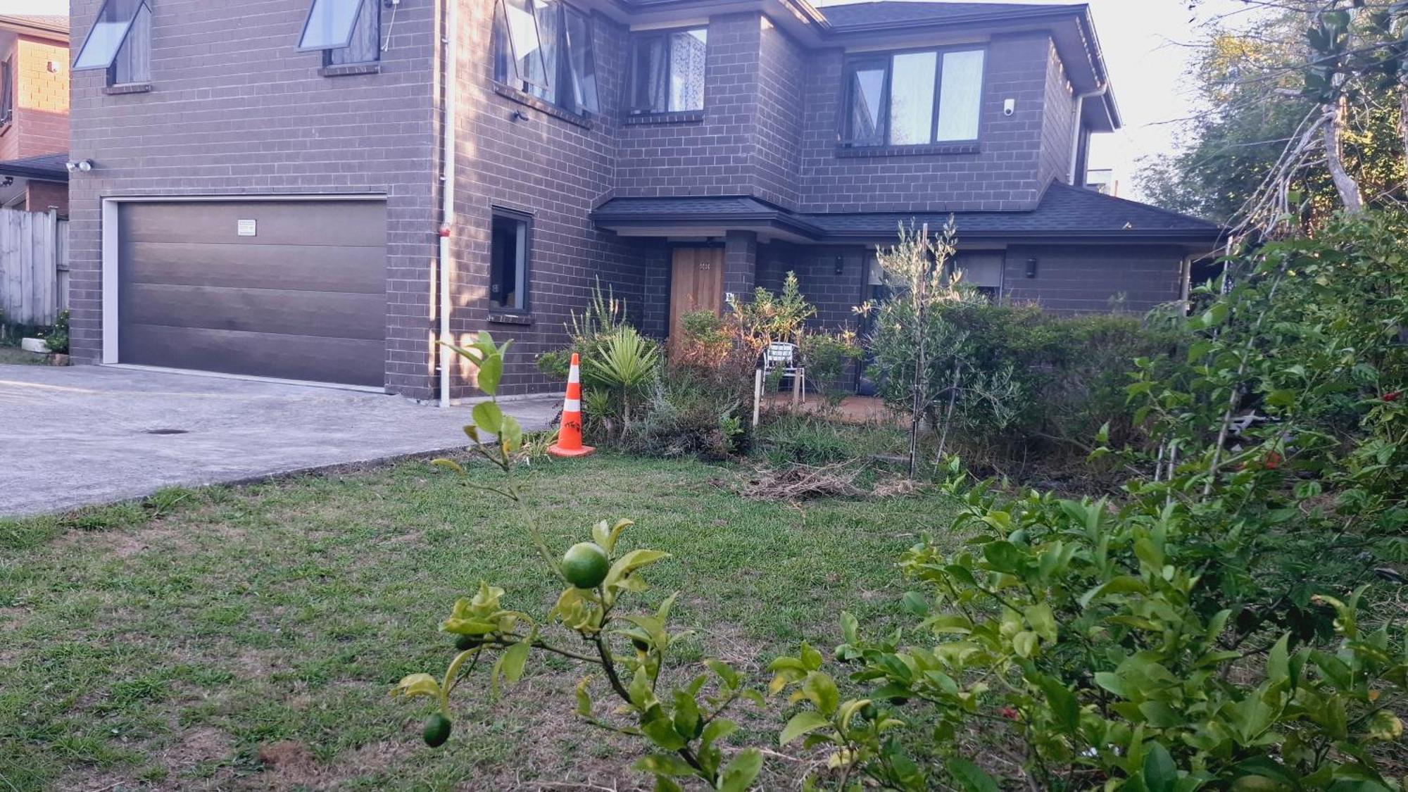 Homestay Modern Sunny & Comfy Near Henderson, Auckland