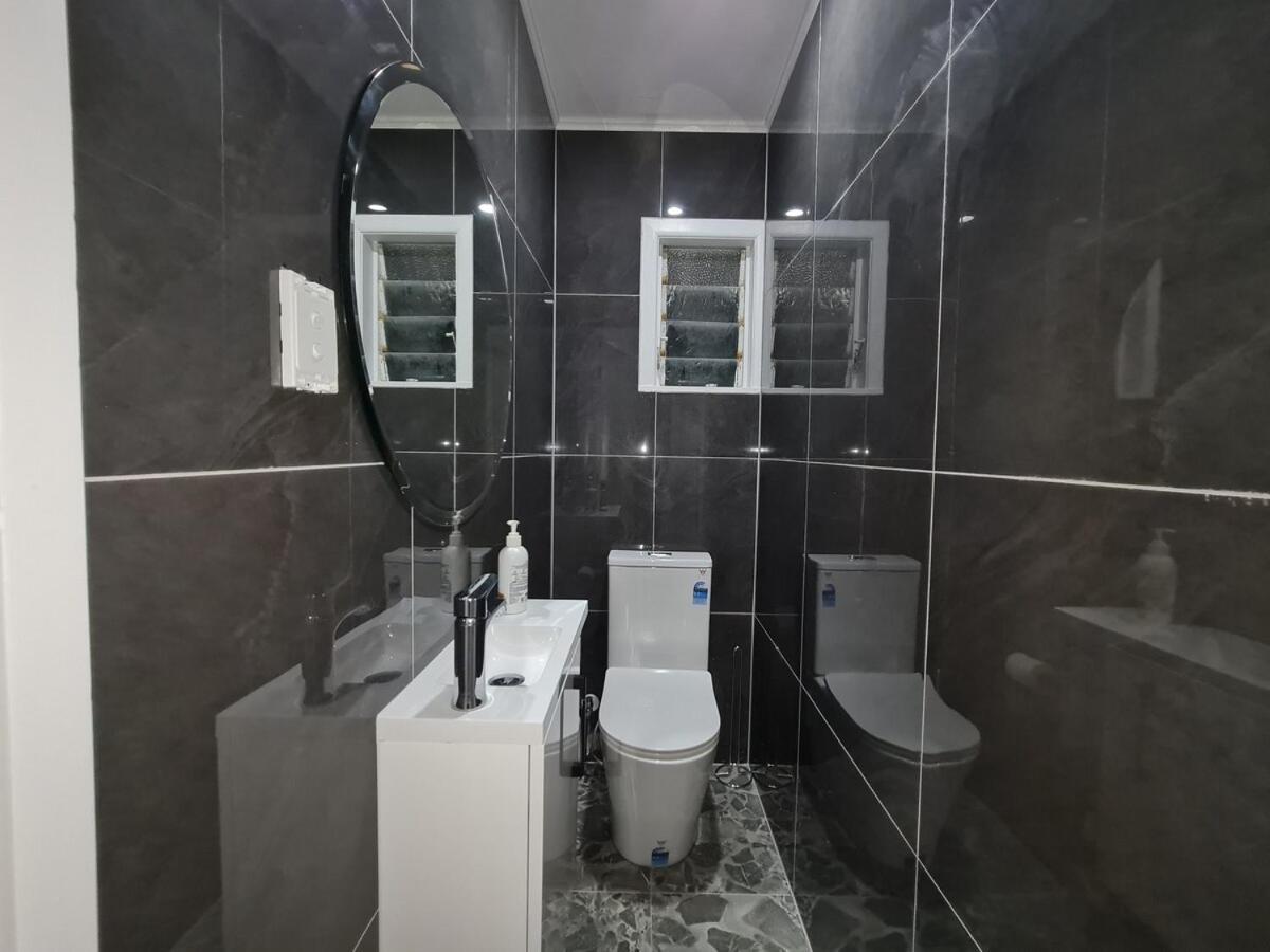 Experience Comfort In Our 3-bedroom Family * Auckland