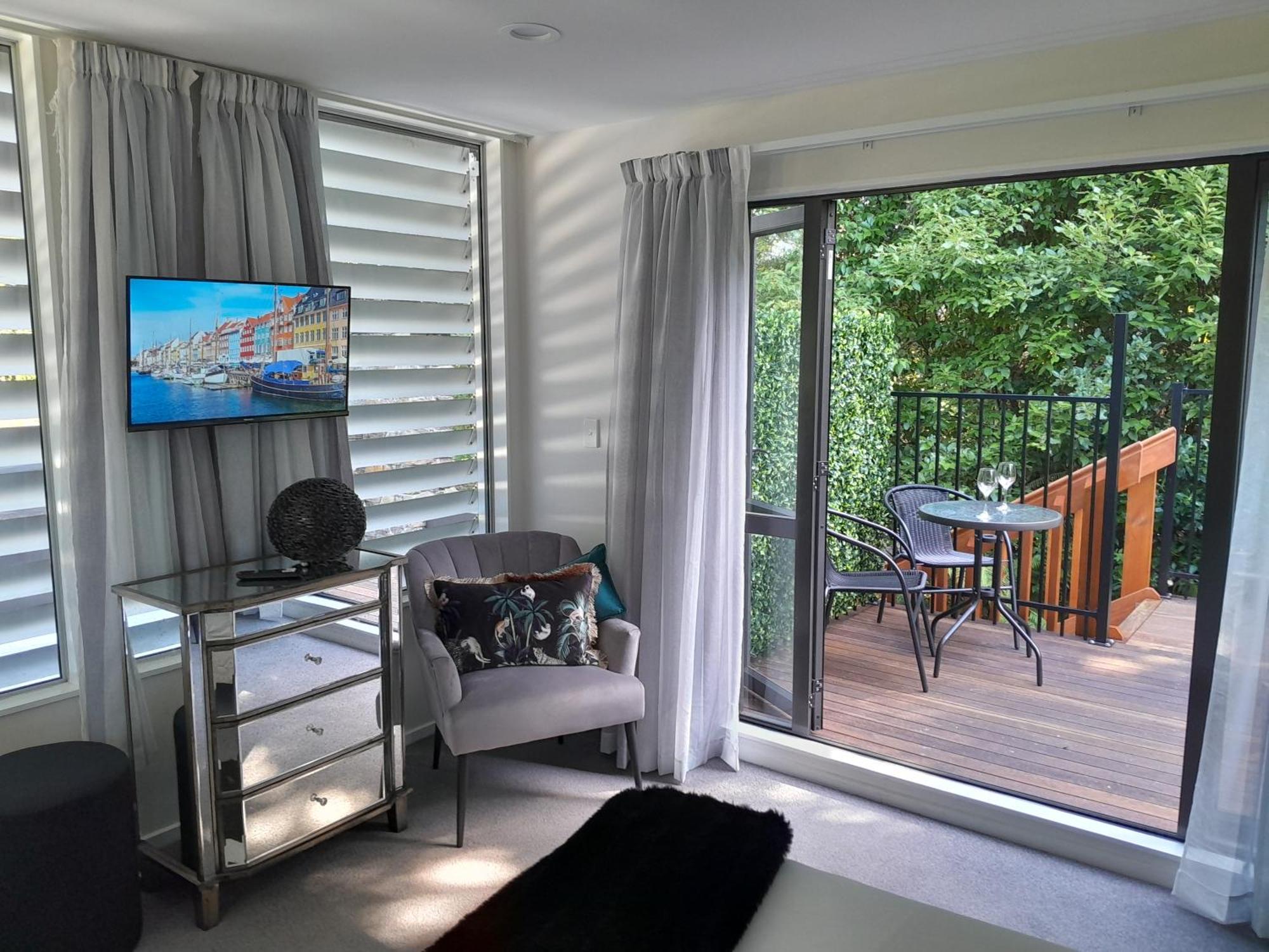 Apartment Tree Tops Get Away Auckland