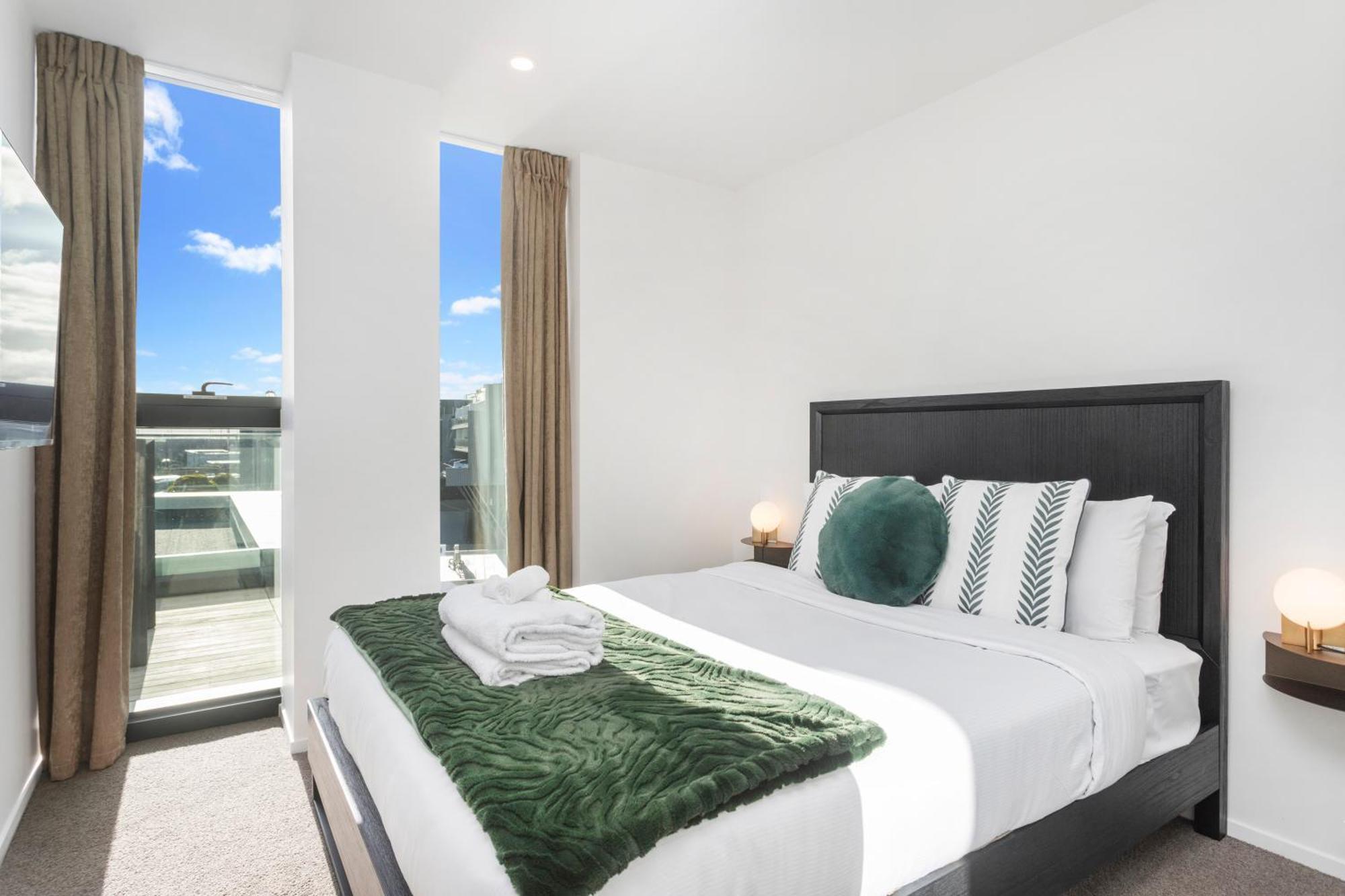 Parnell Haven With Parking, Aircon & Gym Apartment