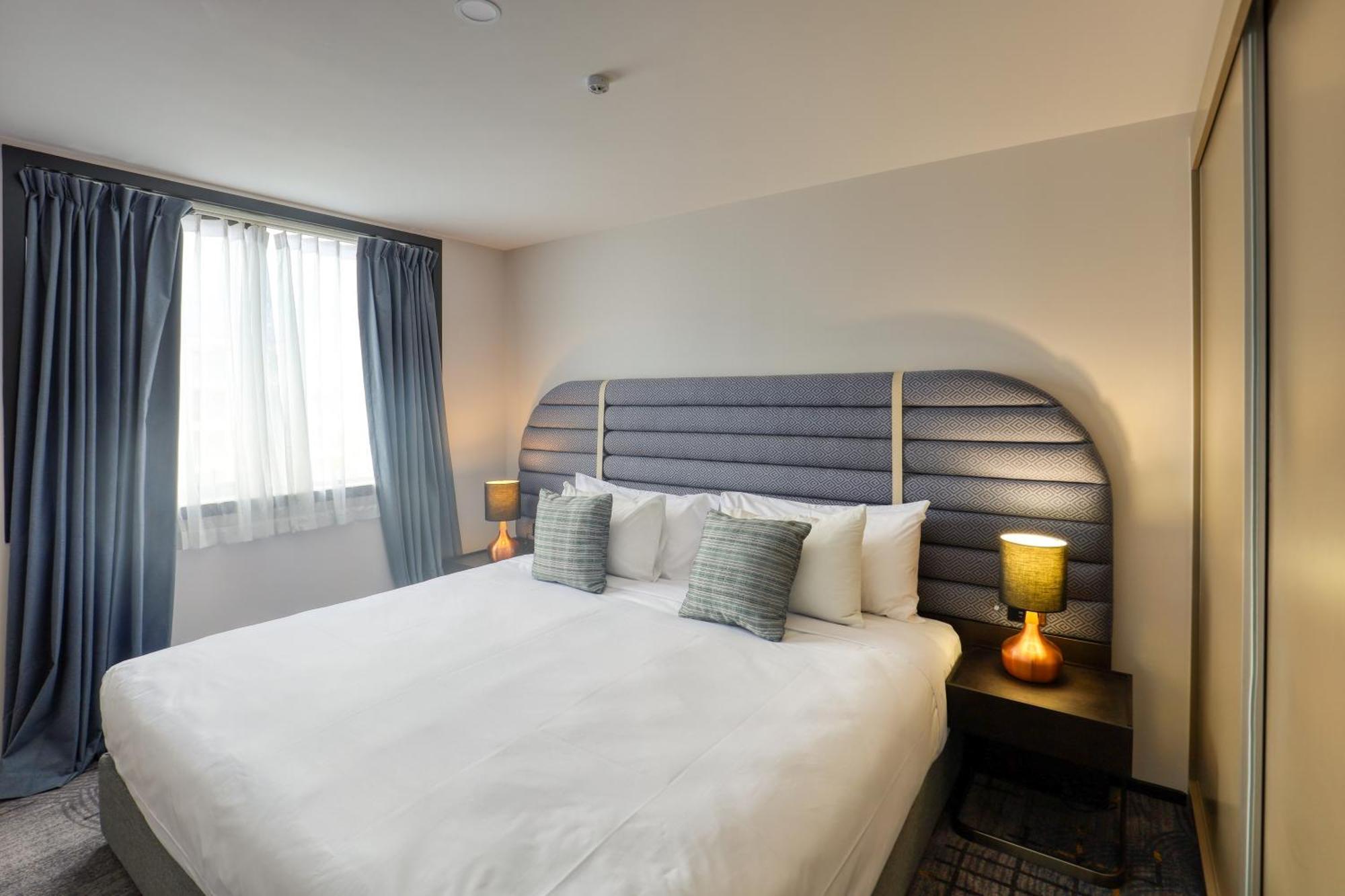 Marsden Albany Hotel