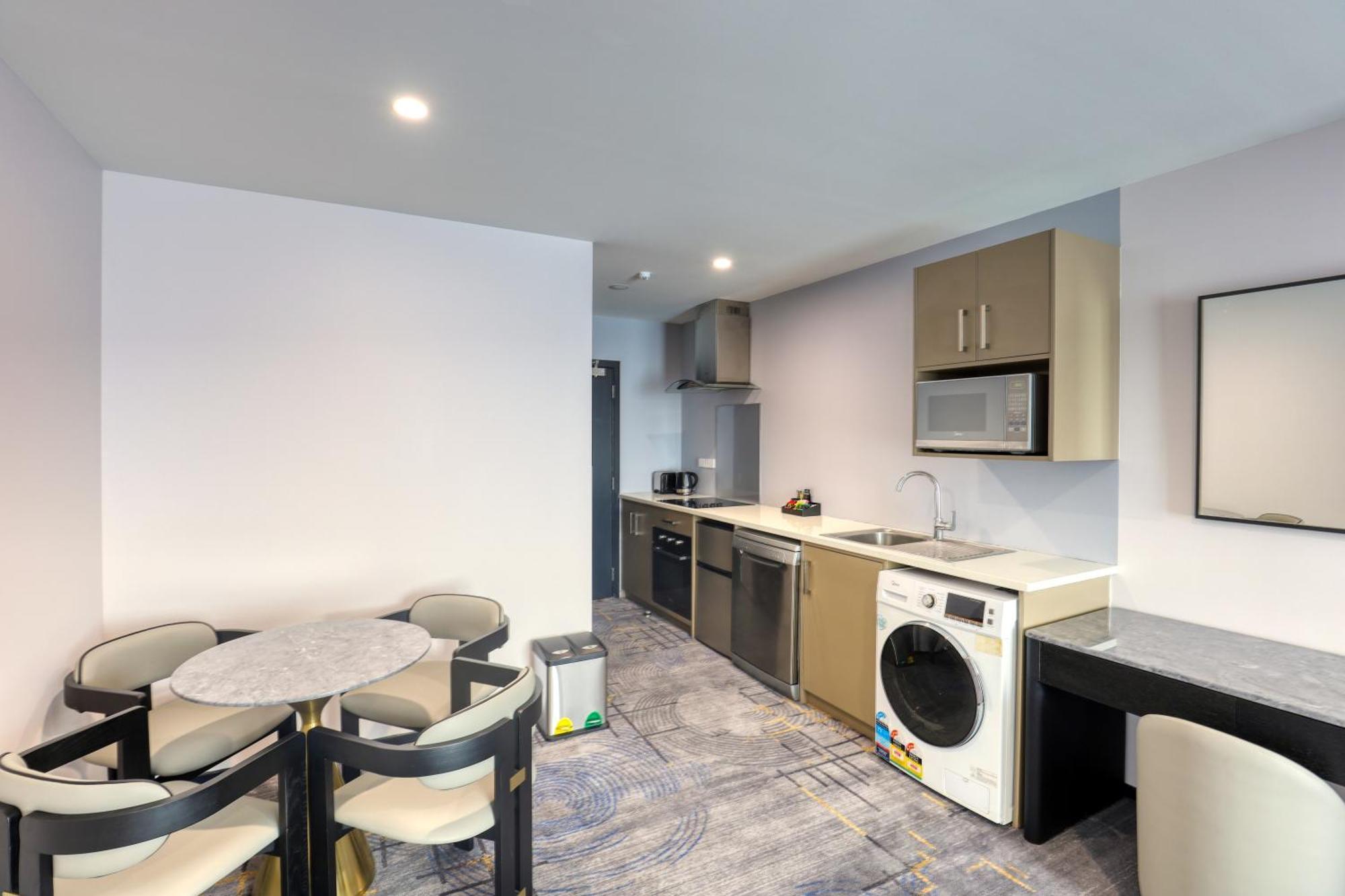 Marsden Albany Hotel 4*