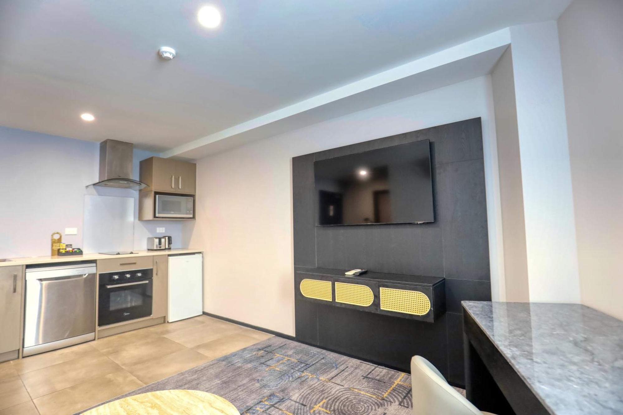 Marsden Albany Hotel 4*