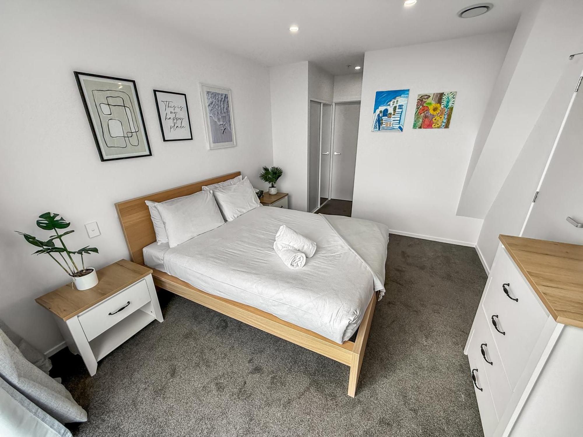 Enticing Ellerslie L New 1-bed L Stunning Views