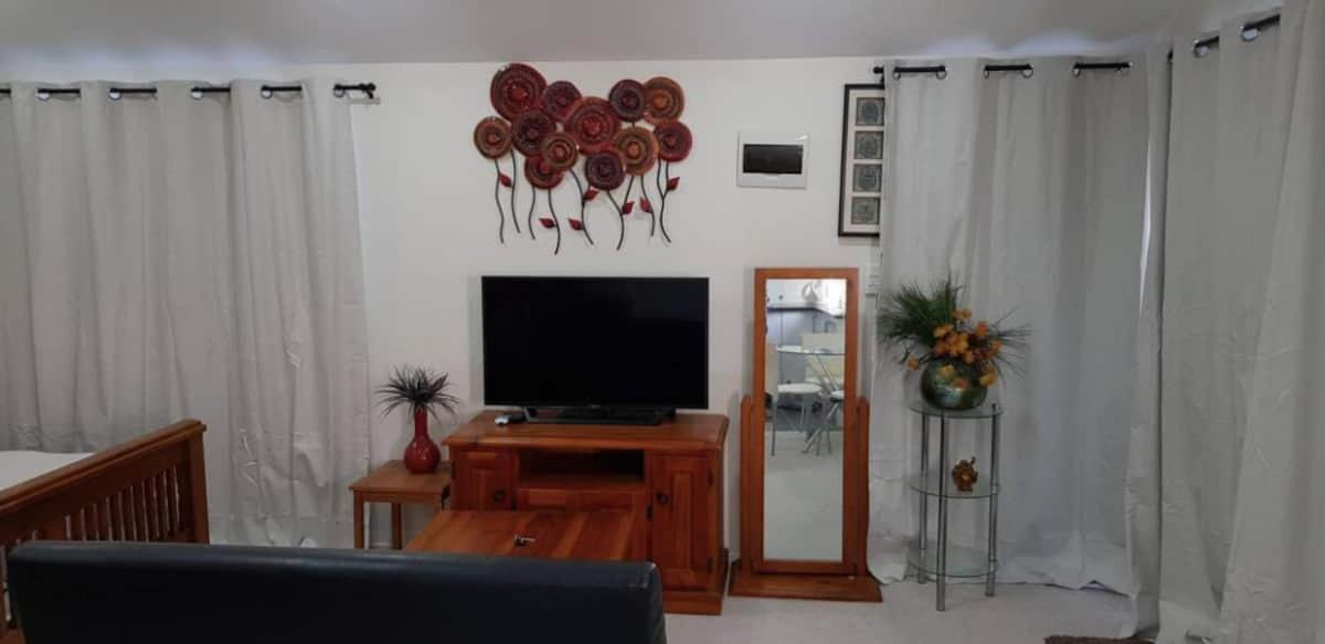 Beautiful And Bright Botany Downs Apartamento