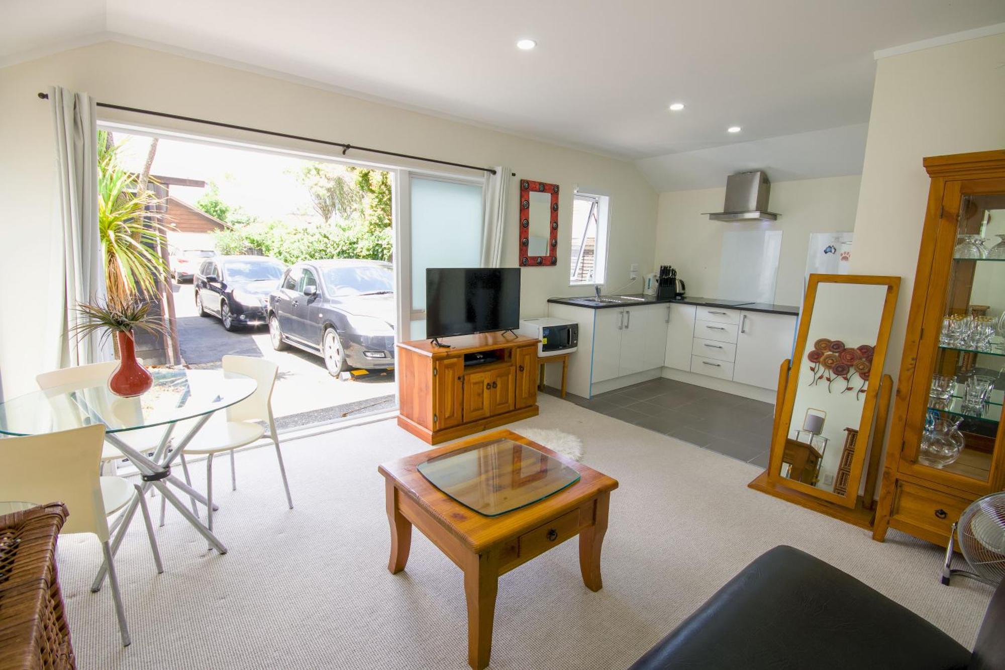 Beautiful And Bright Botany Downs Apartamento Auckland