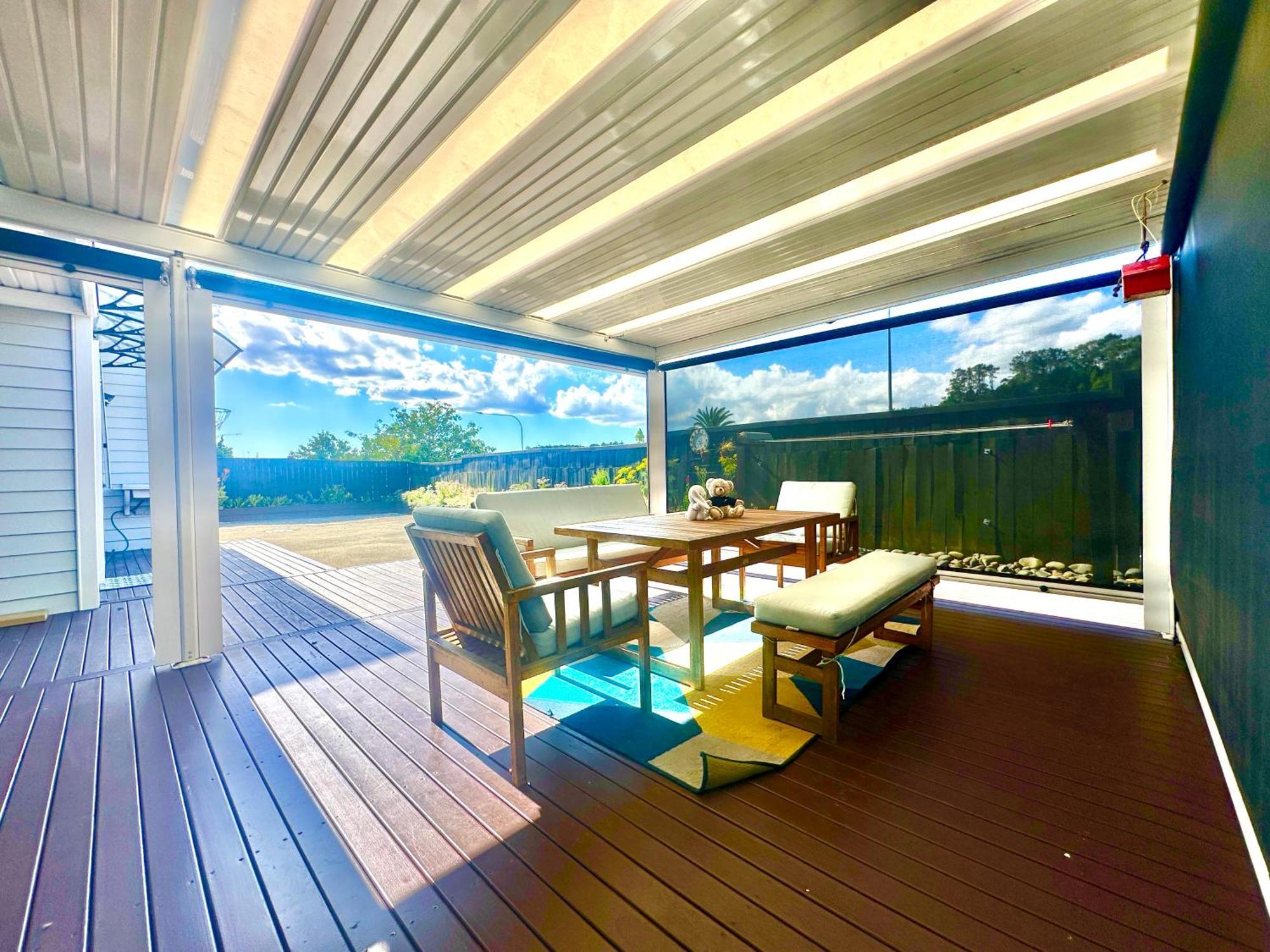 Holiday home Modern Private Deluxe Master California Bed And Bathtub *