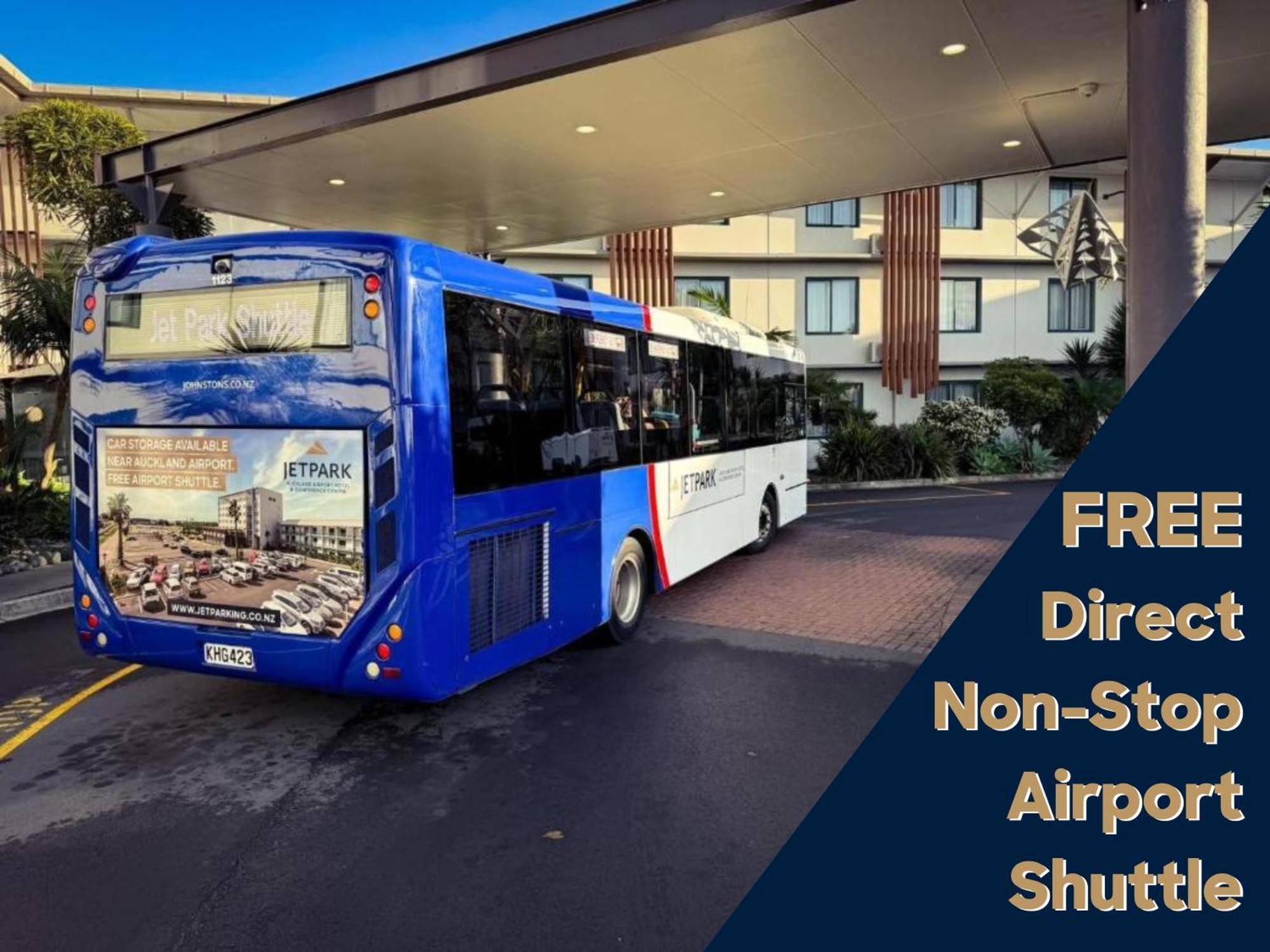 Hotel Jetpark Airport 4*