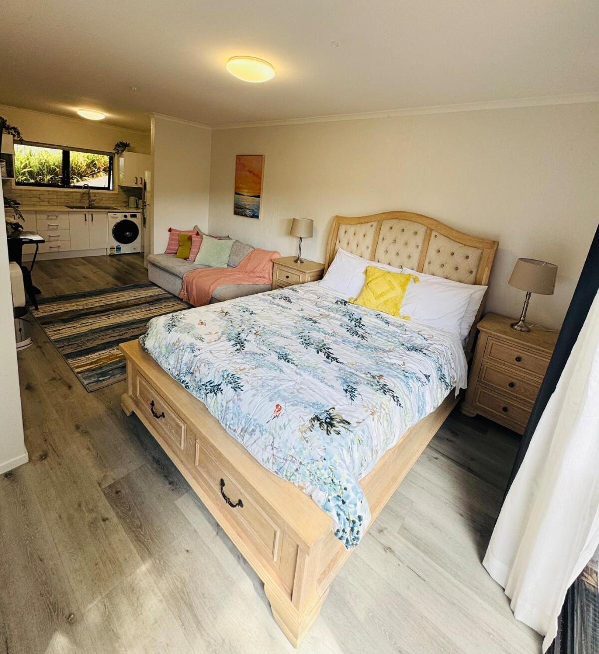 Waterfront Unit Near Airport *