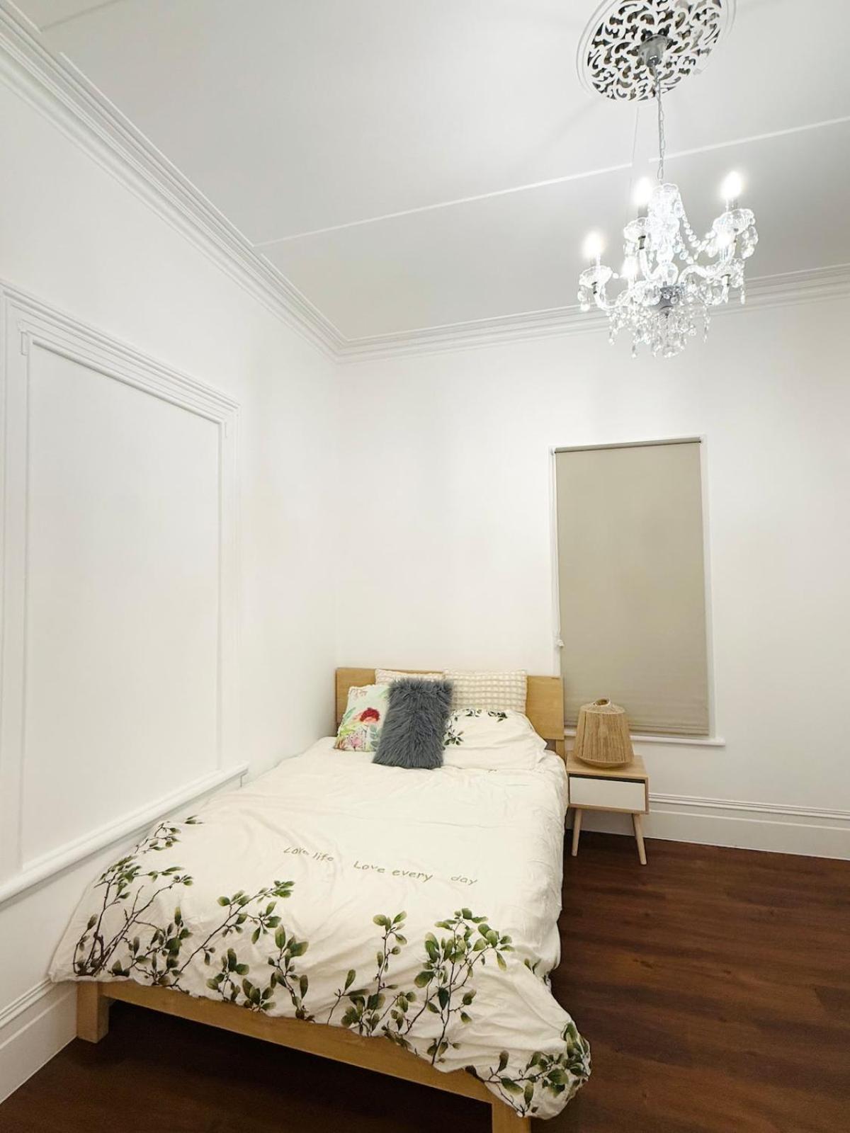 Free Parking,5 Minutes To City, Bus At The Door, 100-year-old Building At The Foot Of Mount Eden Park,unit 1 Pousada Auckland