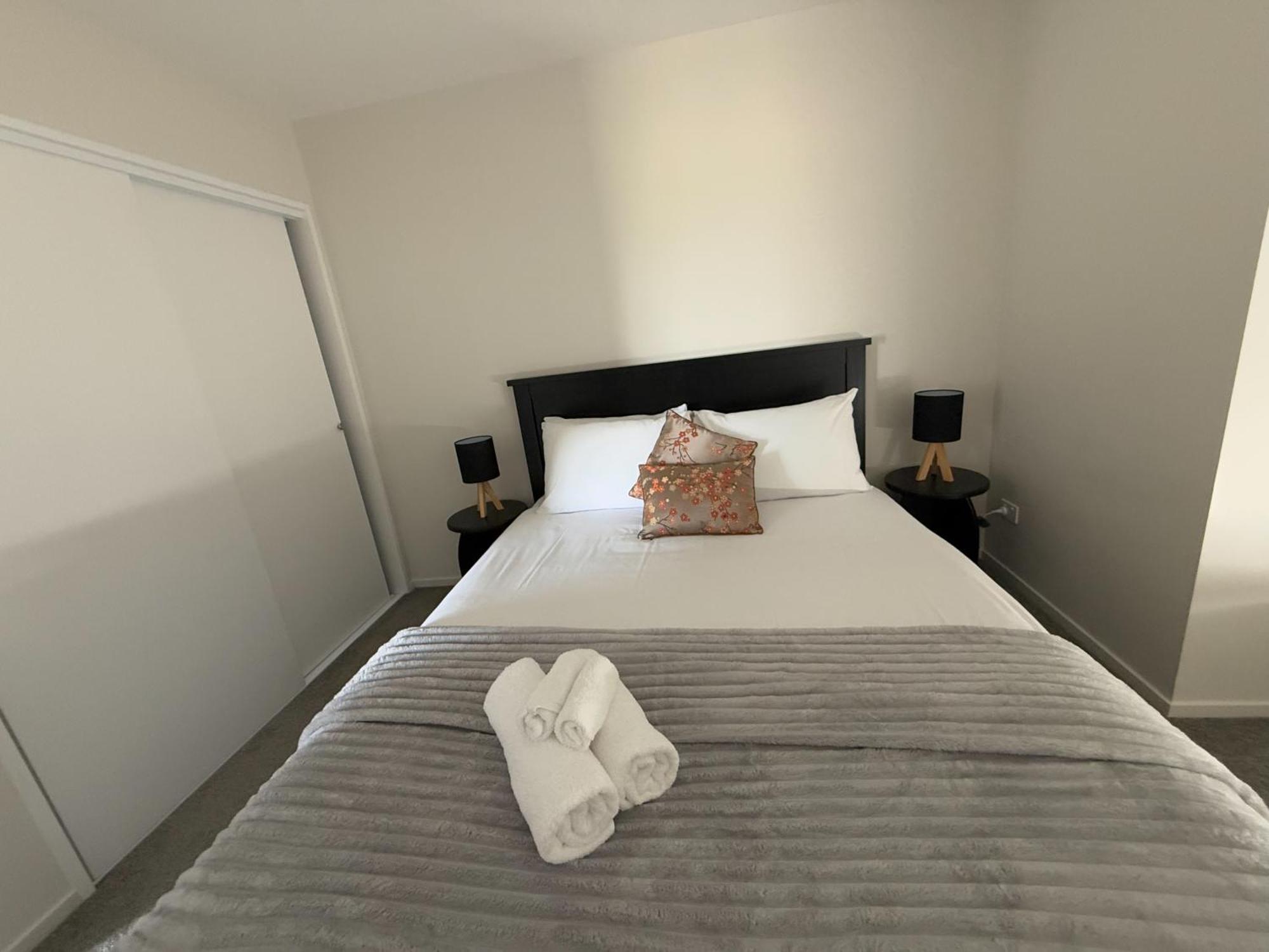 Skystars Brand New Skyline Haven * Auckland