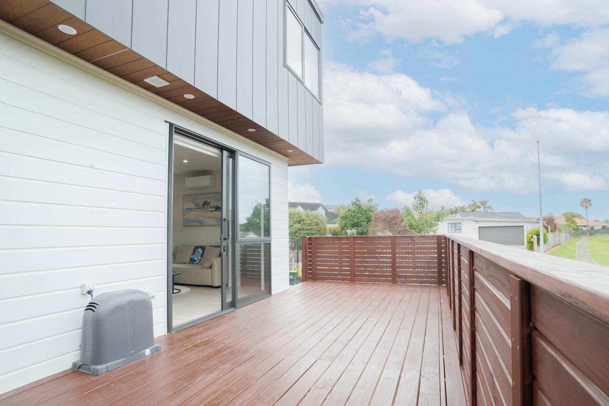 4 Bedrooms Retreat With Netflix With Prime Location * Auckland