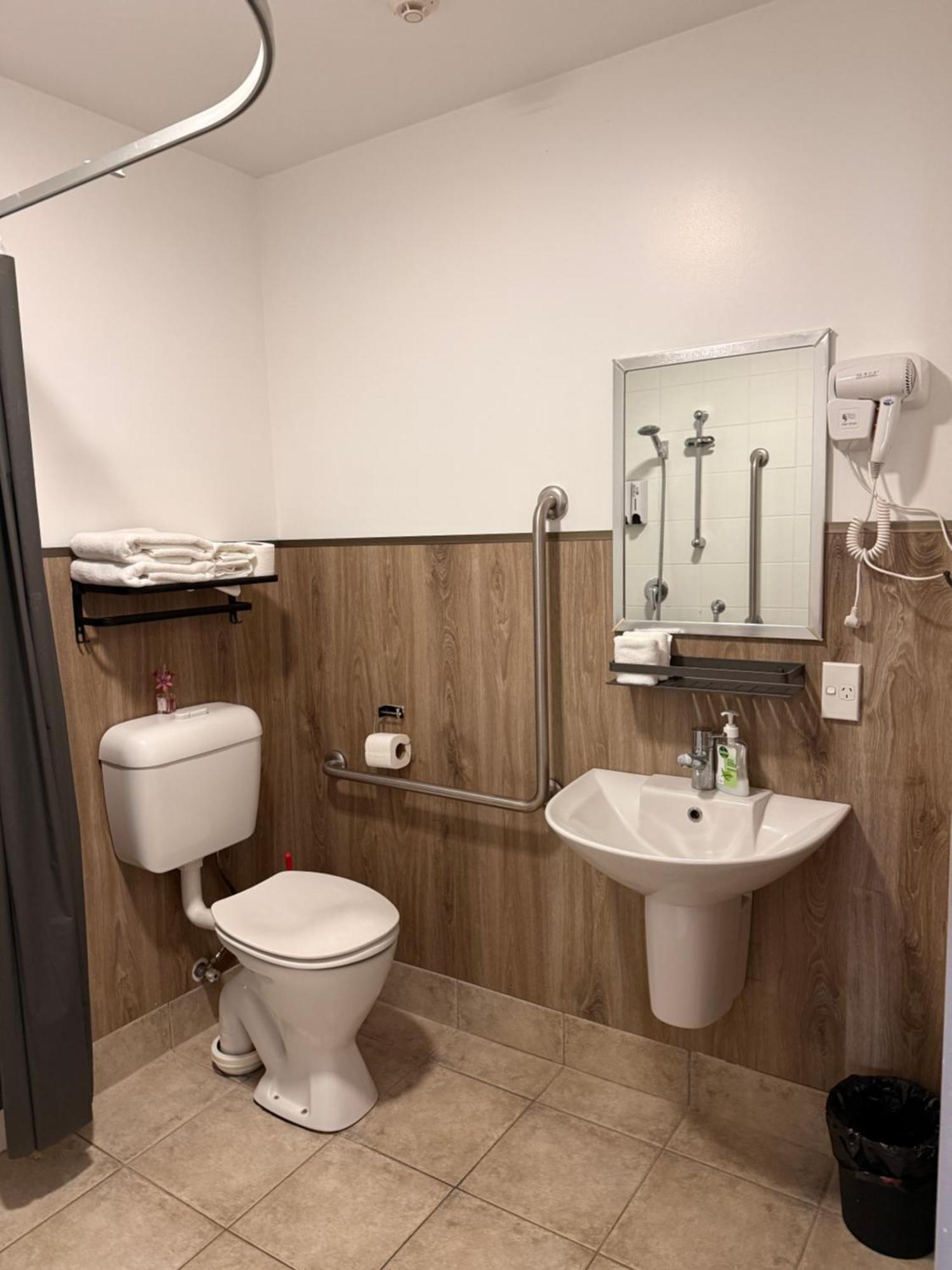 Conway Manukau Lodge