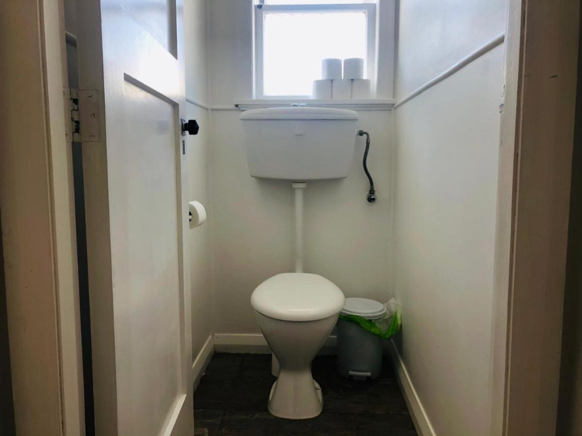 Holiday home 3 Bedroom Serviced House Auckland