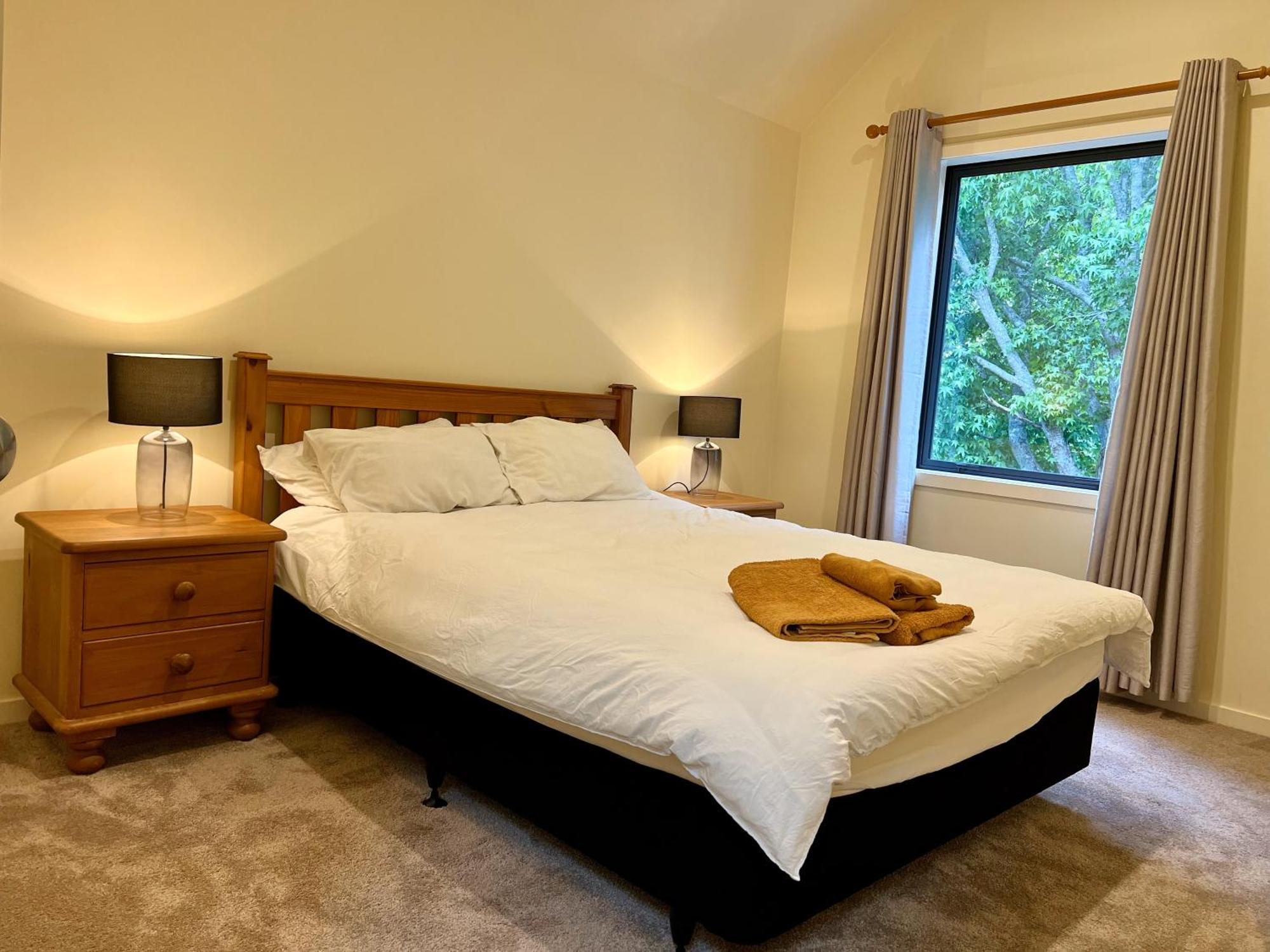 2 Bedrooms In Urban Sanctuary Bed & Breakfast Auckland