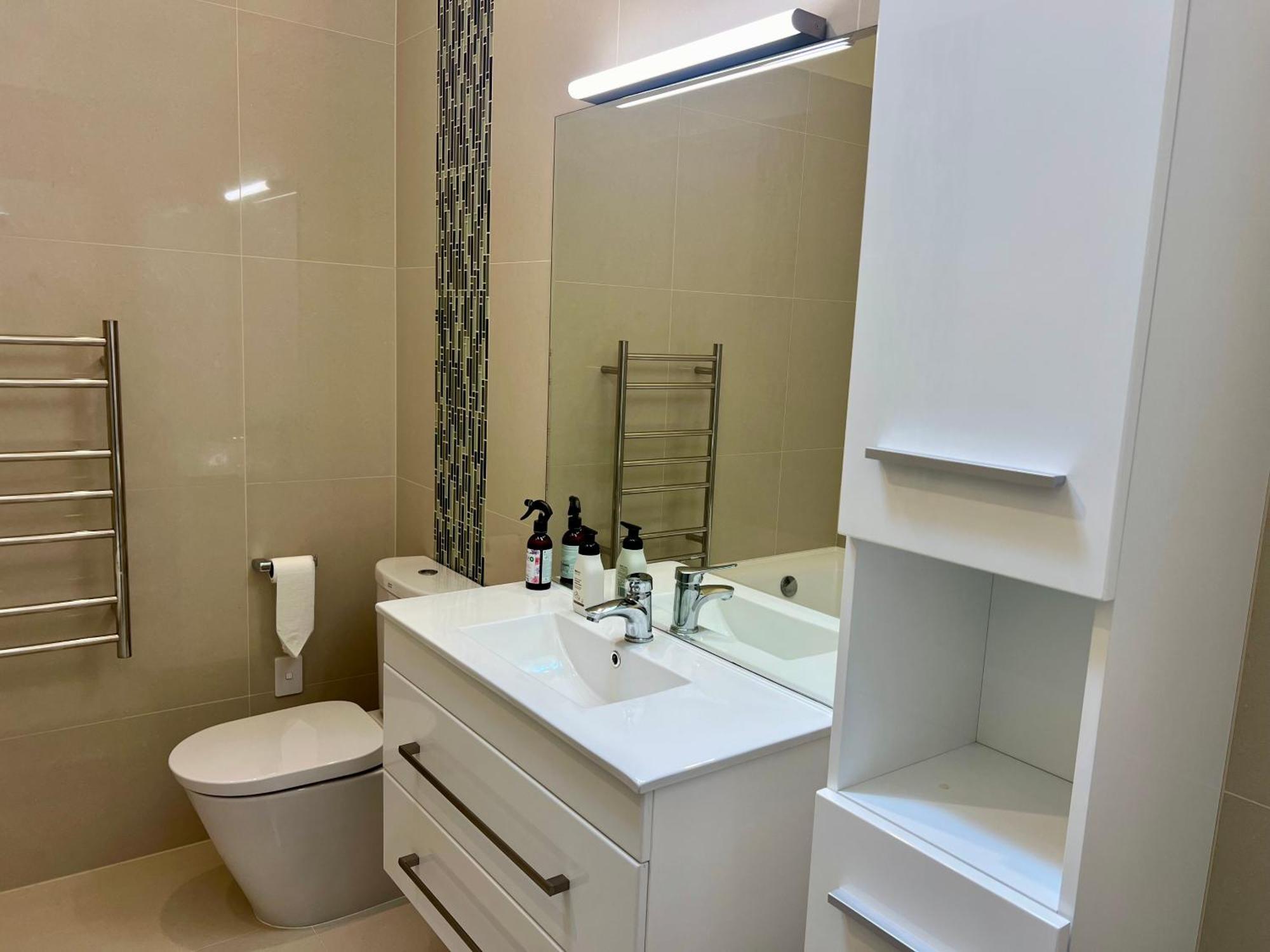 Bed & Breakfast 2 Bedrooms In Urban Sanctuary *