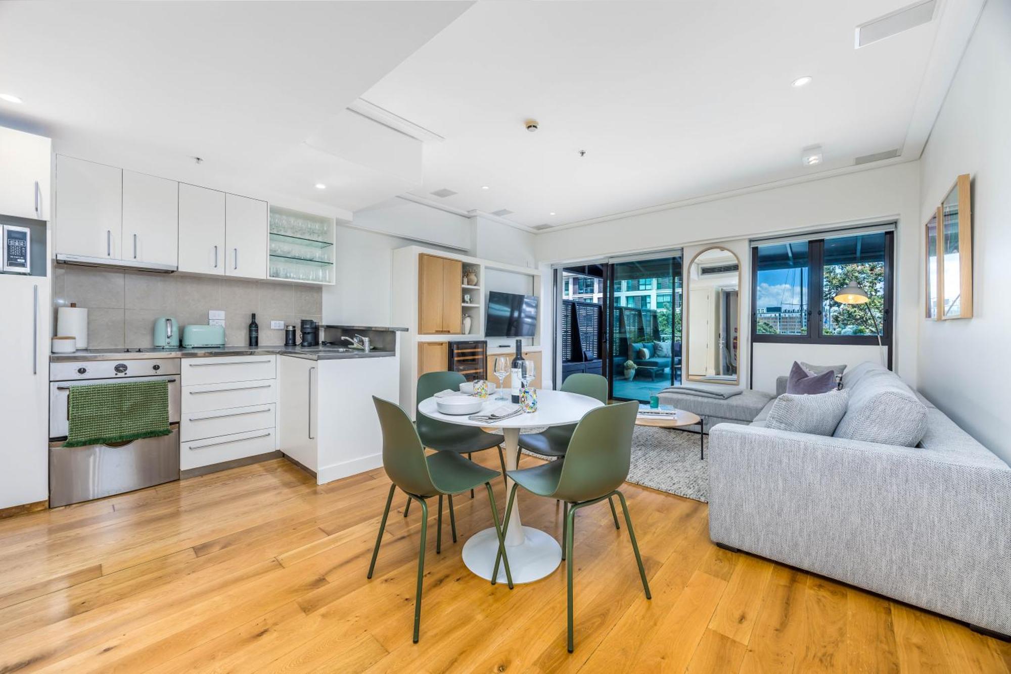 Apartment Stunning Viaduct With Harbour Views