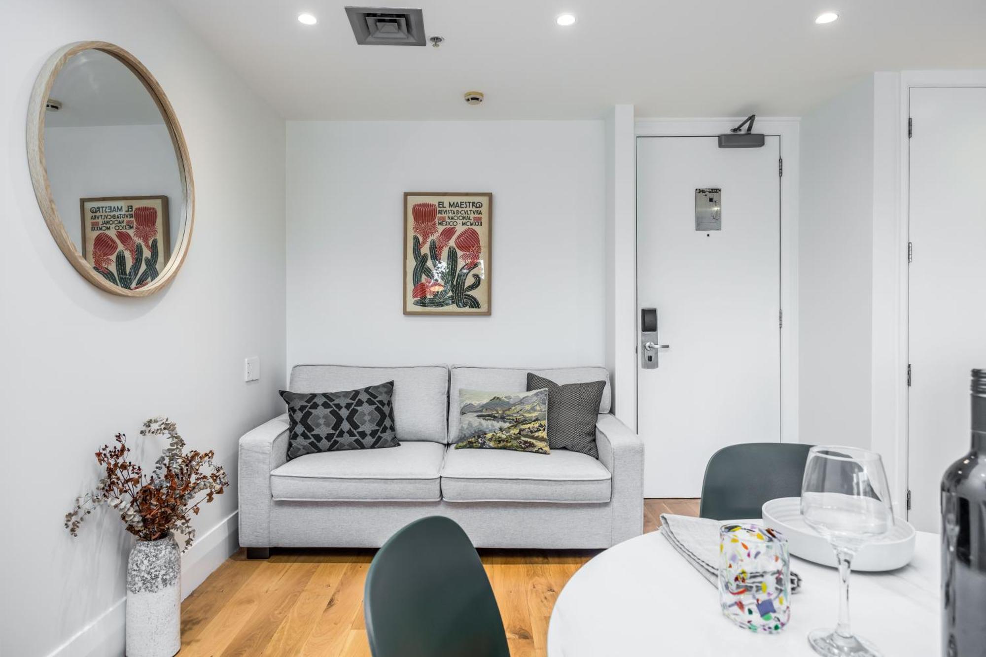 Apartment Stunning Viaduct With Harbour Views *