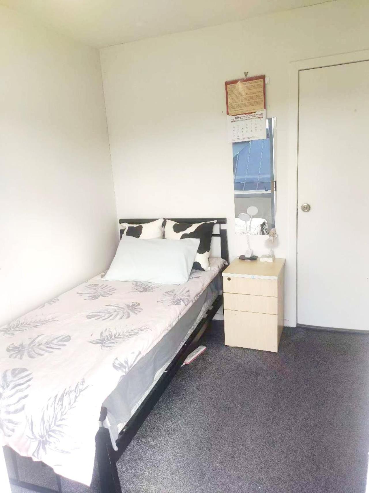Homestay Epsom House With En-sute *