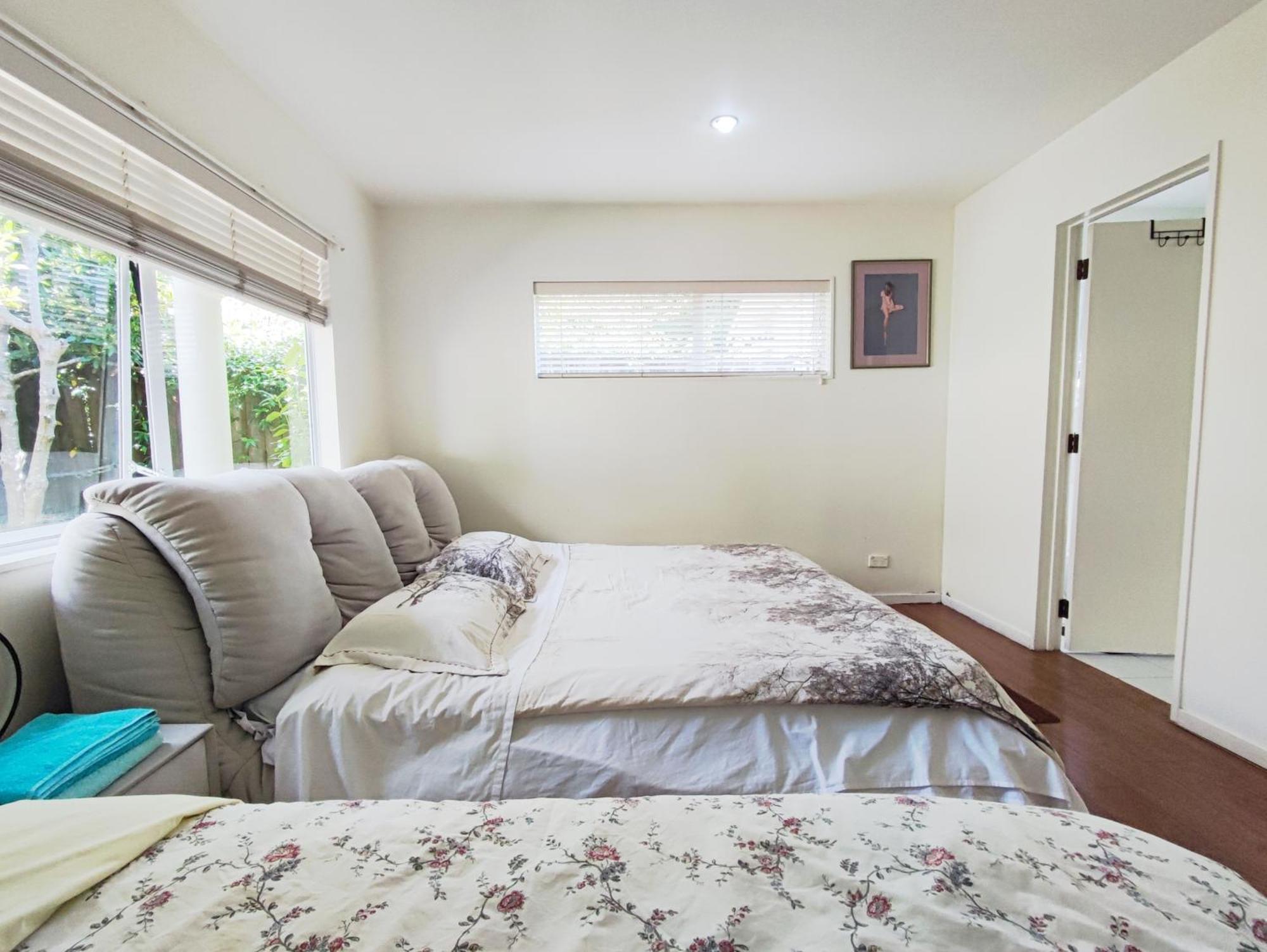 Homestay Epsom House With En-sute