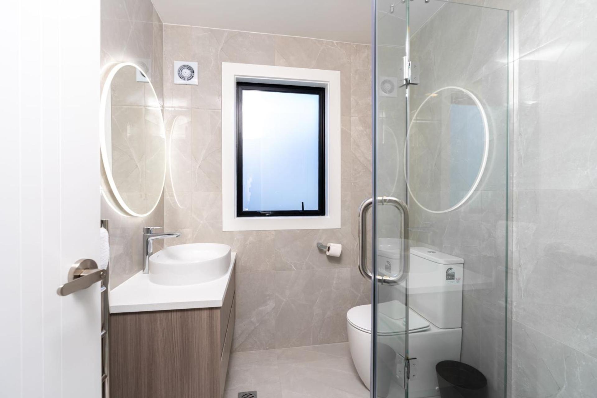 Holiday home Perfect House 4 Beds In Greenlane