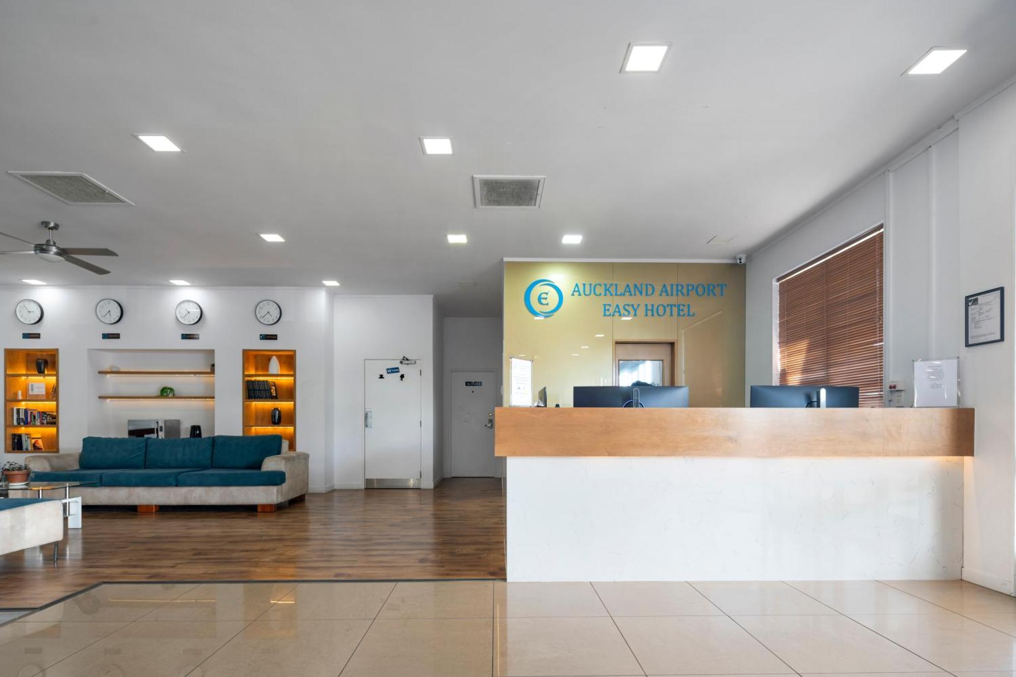 Hotel Airport Easy 4*