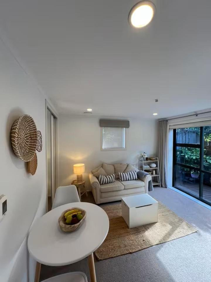 Guest house Coastal Hideaway Castor Bay *