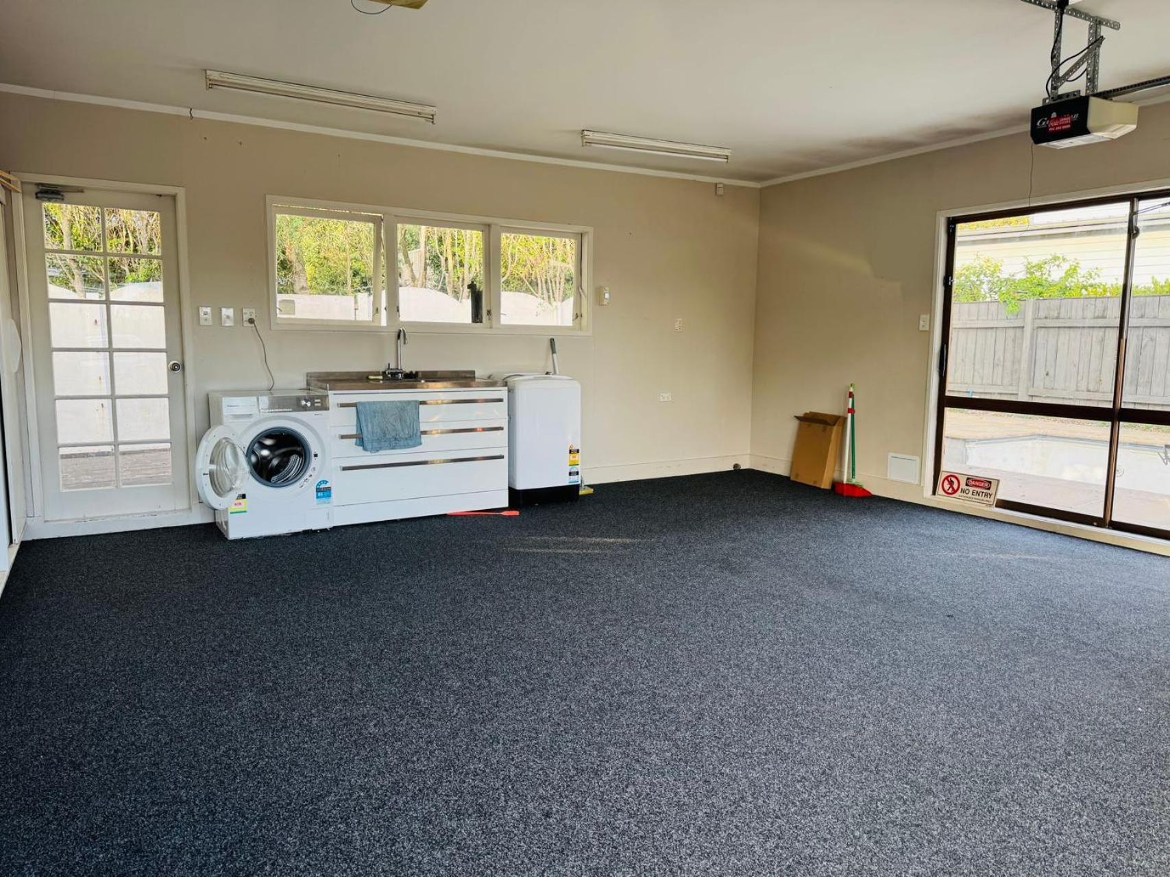 Seaside Luxury 4bedroom House Auckland