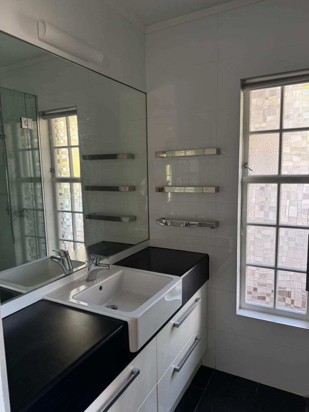 Villa Seaside Luxury 4bedroom House Auckland