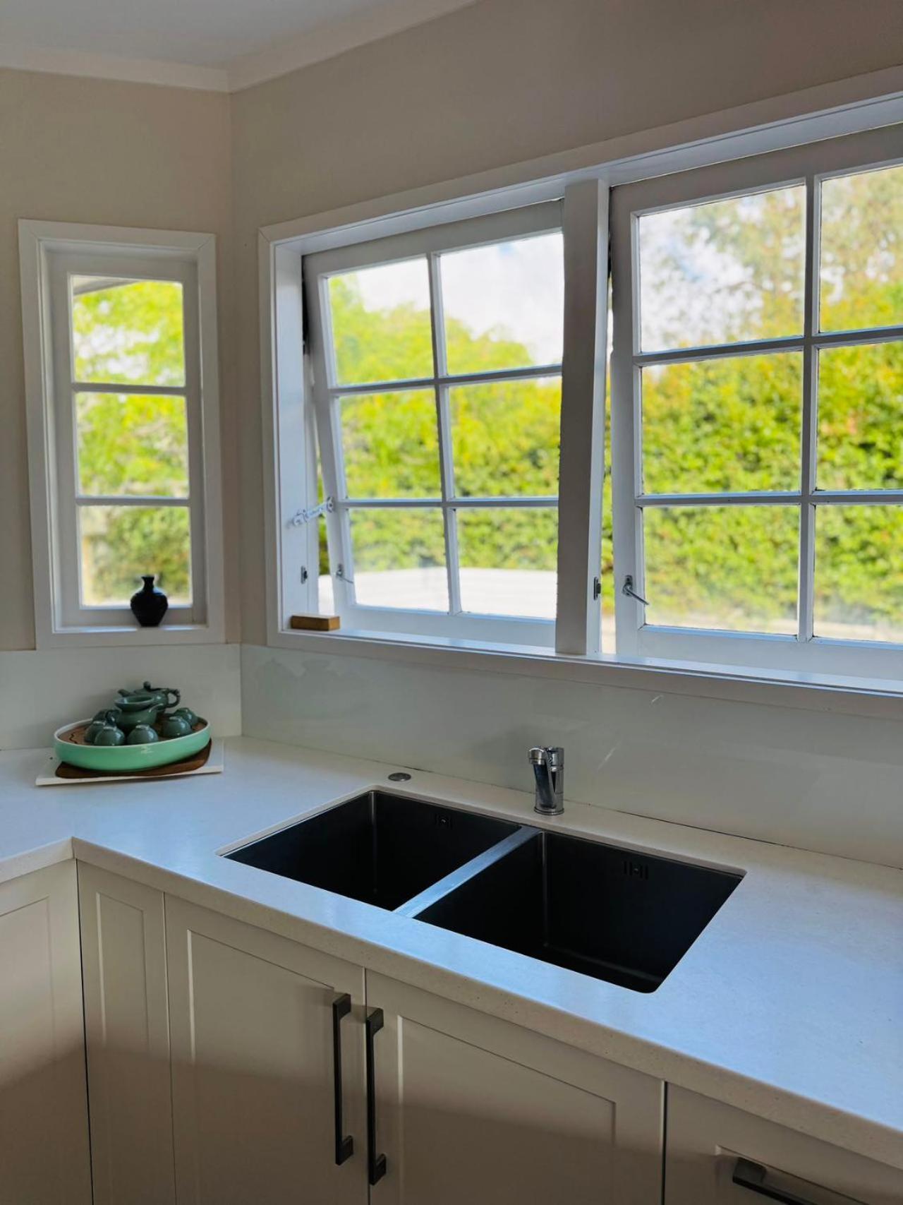 Villa Seaside Luxury 4bedroom House Auckland
