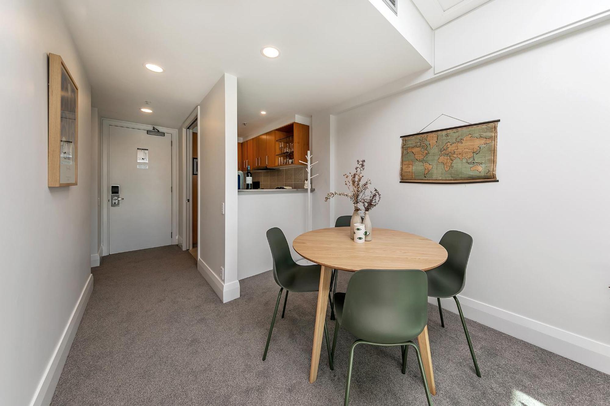 Fabulous With Stunning Ocean Views * Auckland