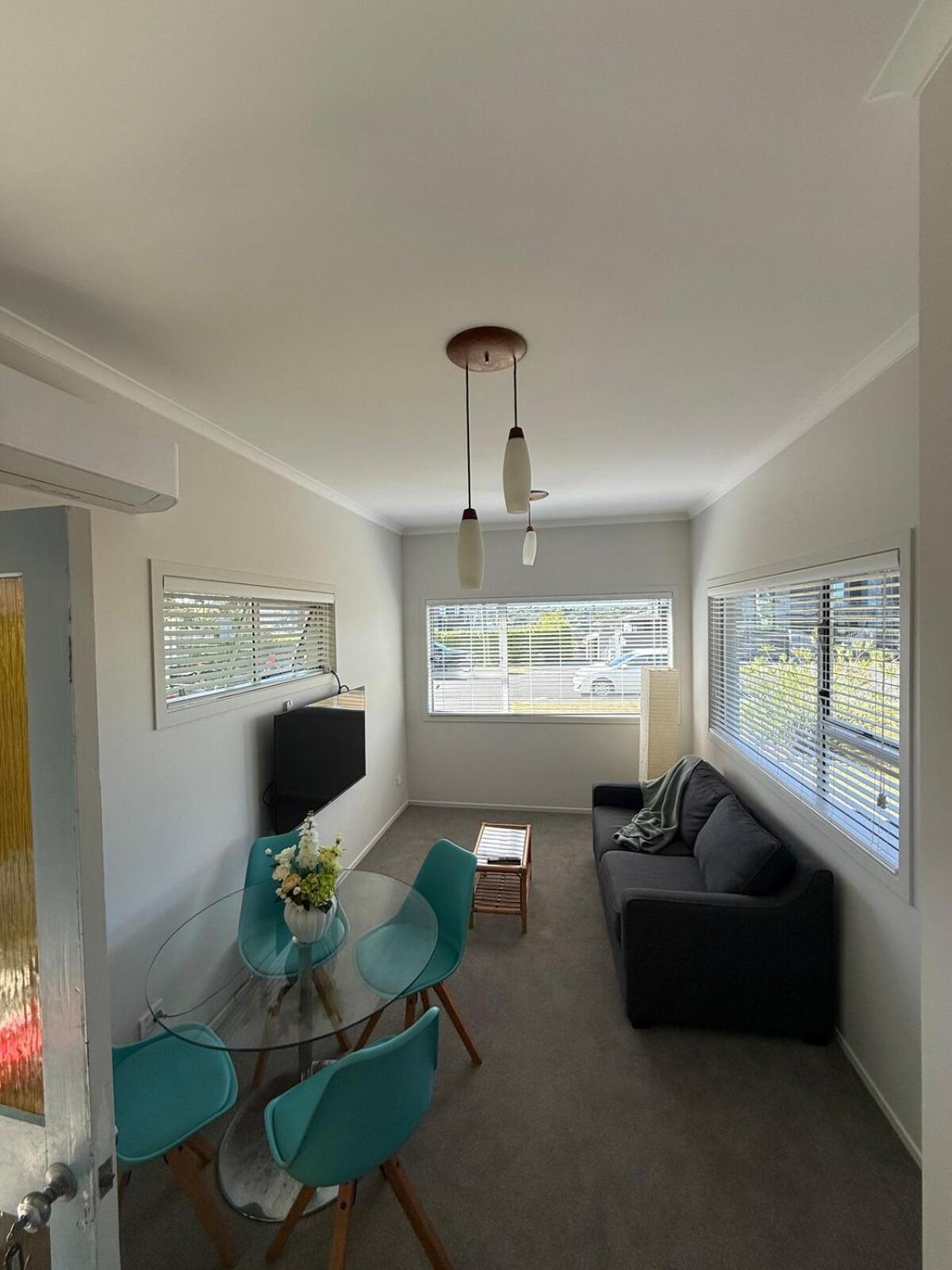 Coastal Comfort, Close To & Eateries Apartment Auckland