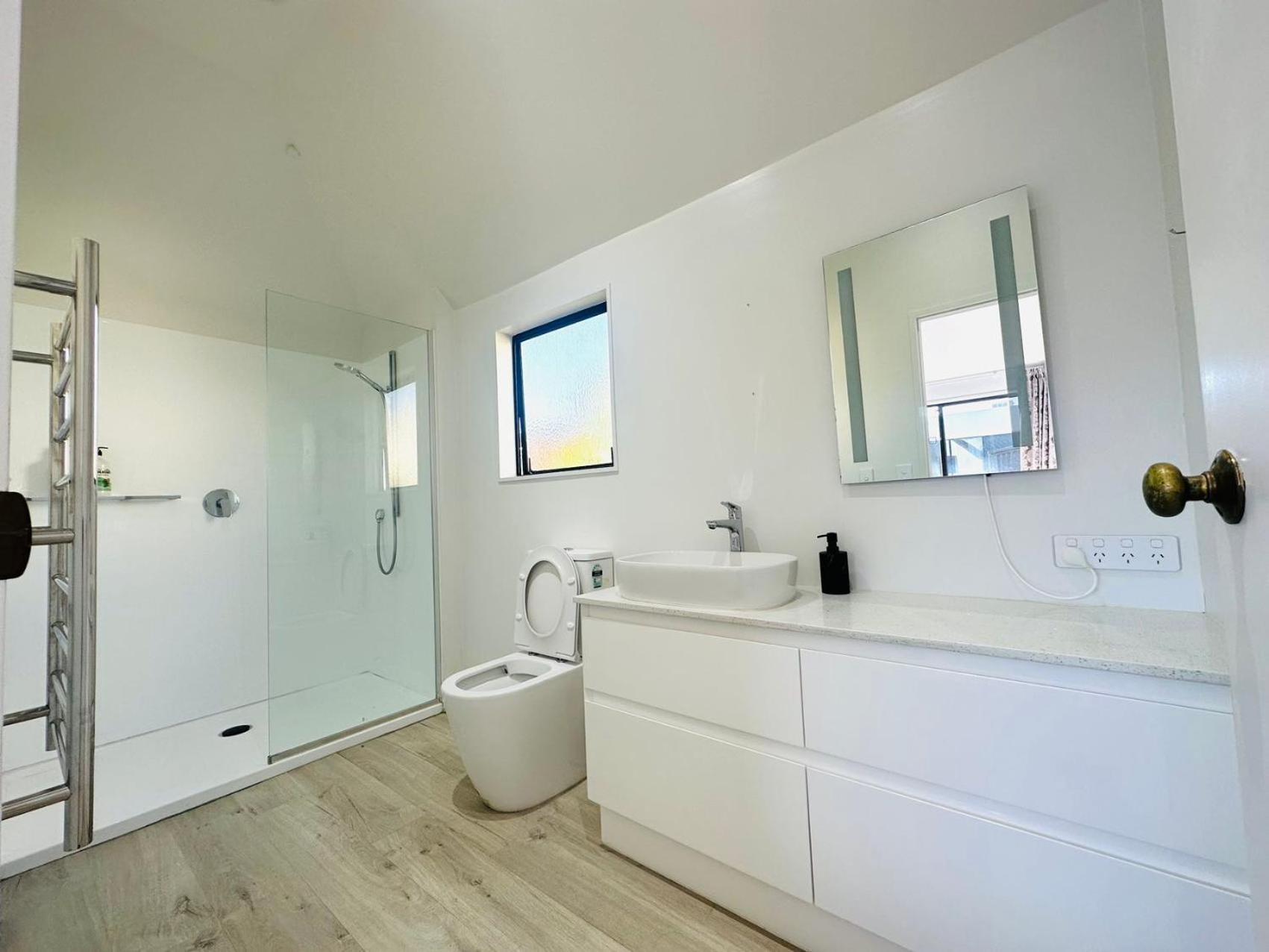 Villa Spacious Mission Bay 100m To The Beach, Seaview, Private Garden, Netflix Auckland