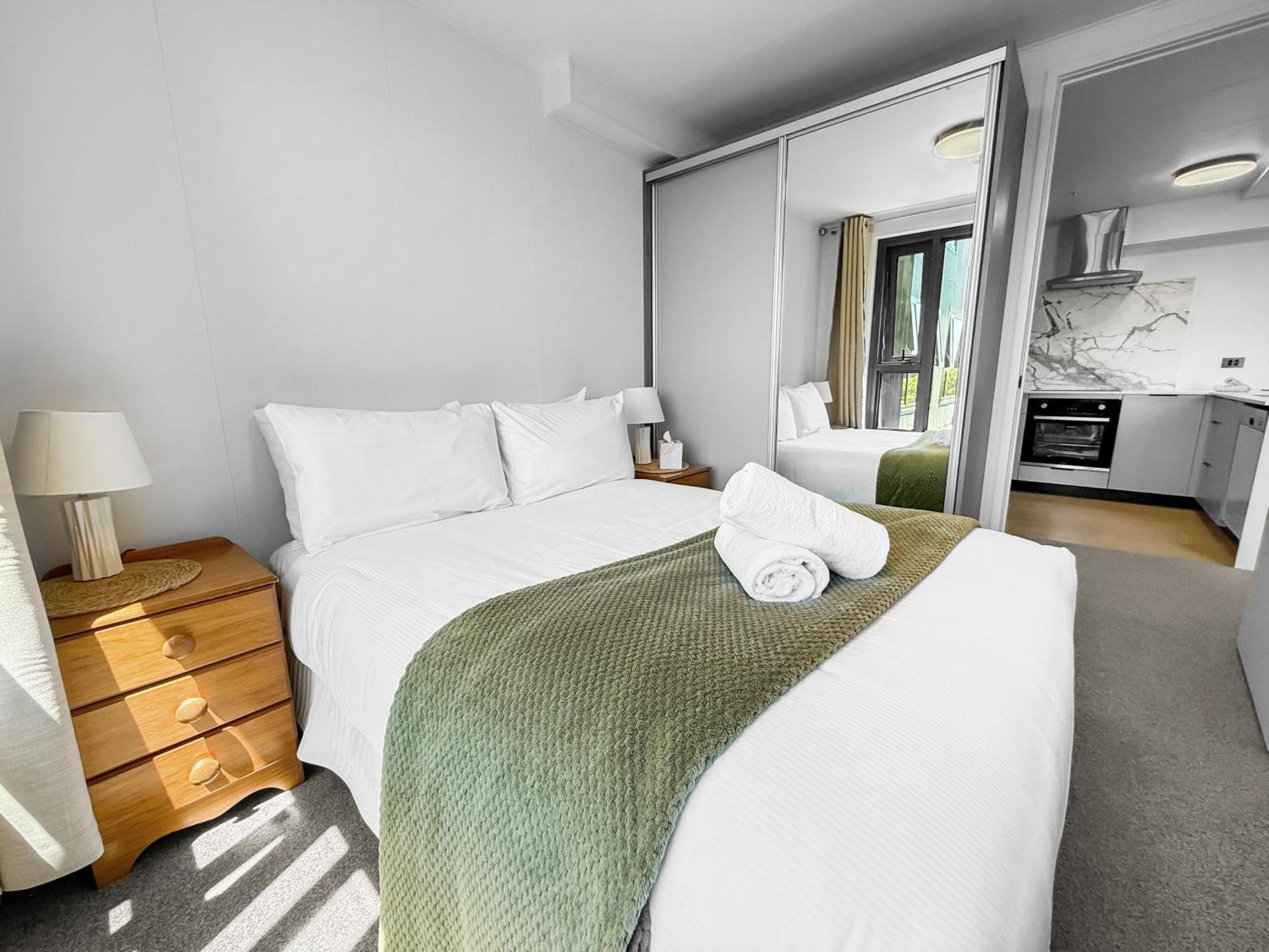 Epsom Luxury L Newly Built L Amazing 2bed