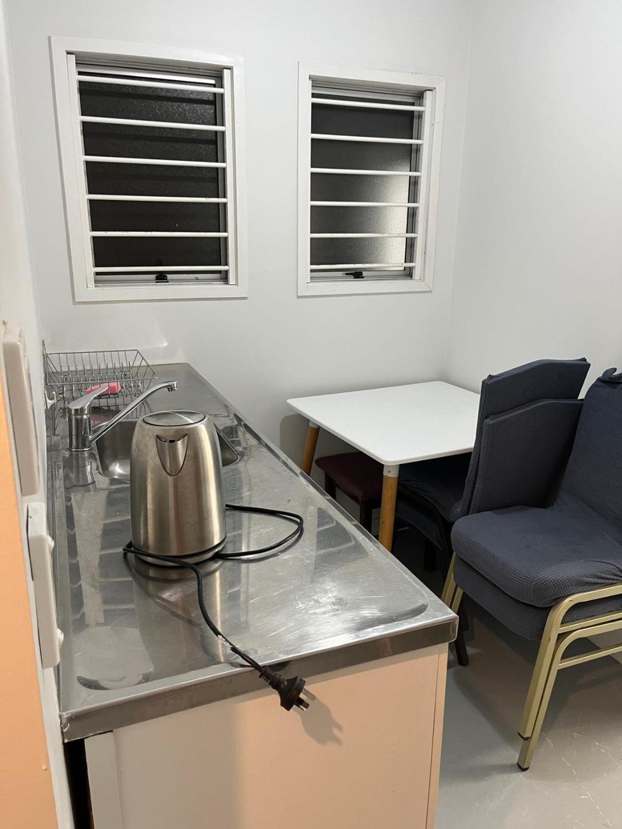 3 Single Bed And 2 Double Sofa Beds Serviced Studio, 7 Apartment