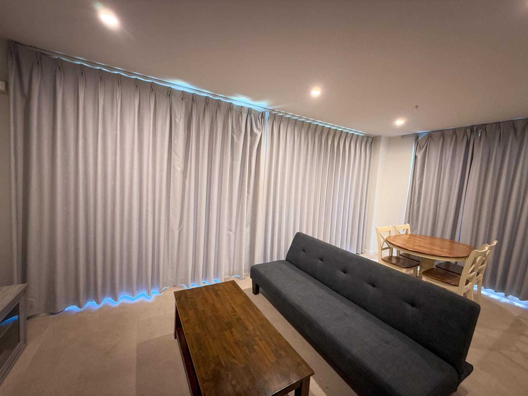 Epsom Retreat 2b With Balcony Free Parking Apartment